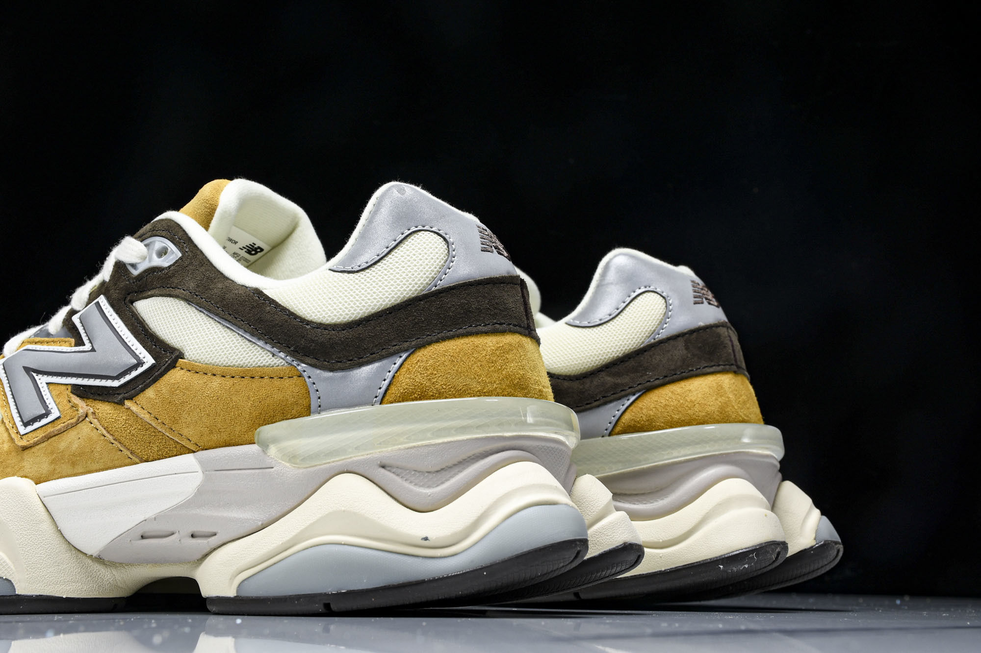纯原 Joe Freshgoods x New Balance NB9060 复古休闲运动慢跑鞋 姜黄色