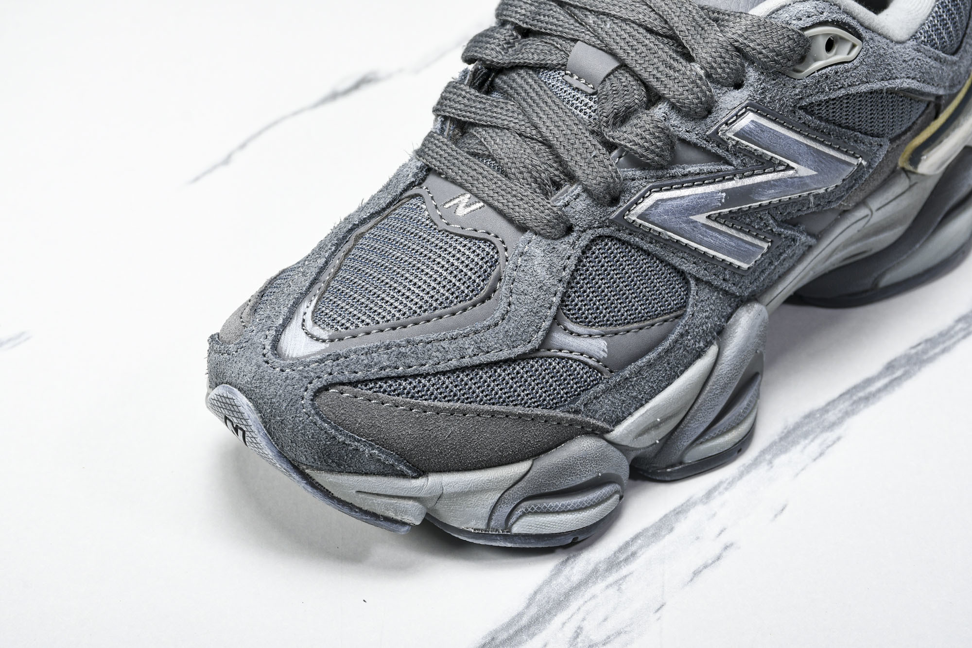 纯原 Joe Freshgoods x New Balance NB9060 复古休闲运动慢跑鞋 旧深灰