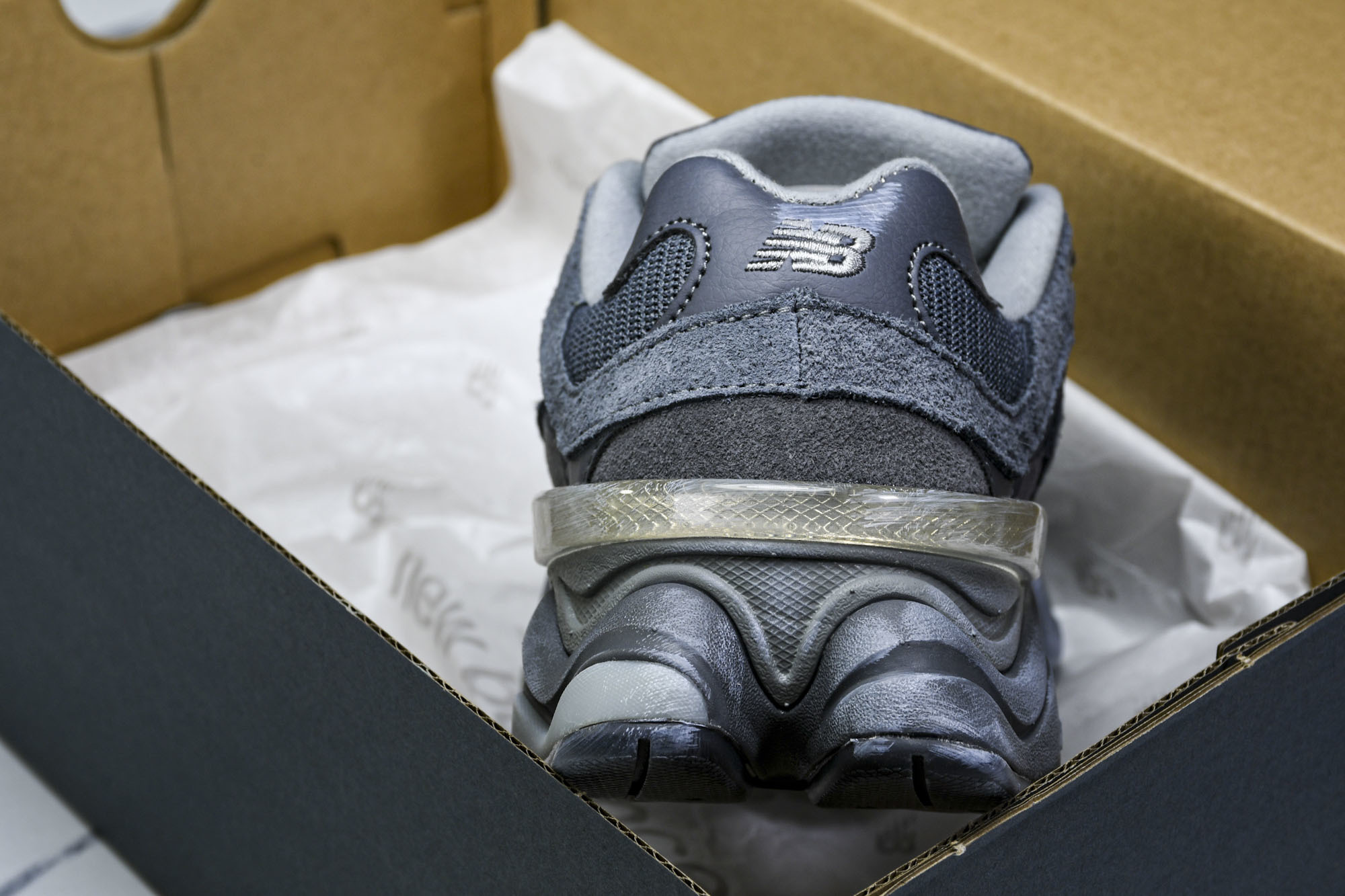 纯原 Joe Freshgoods x New Balance NB9060 复古休闲运动慢跑鞋 旧深灰
