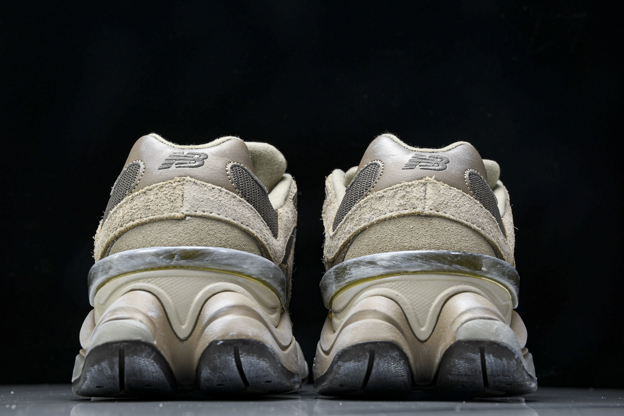纯原 Joe Freshgoods x New Balance NB9060 复古休闲运动慢跑鞋 旧灰棕