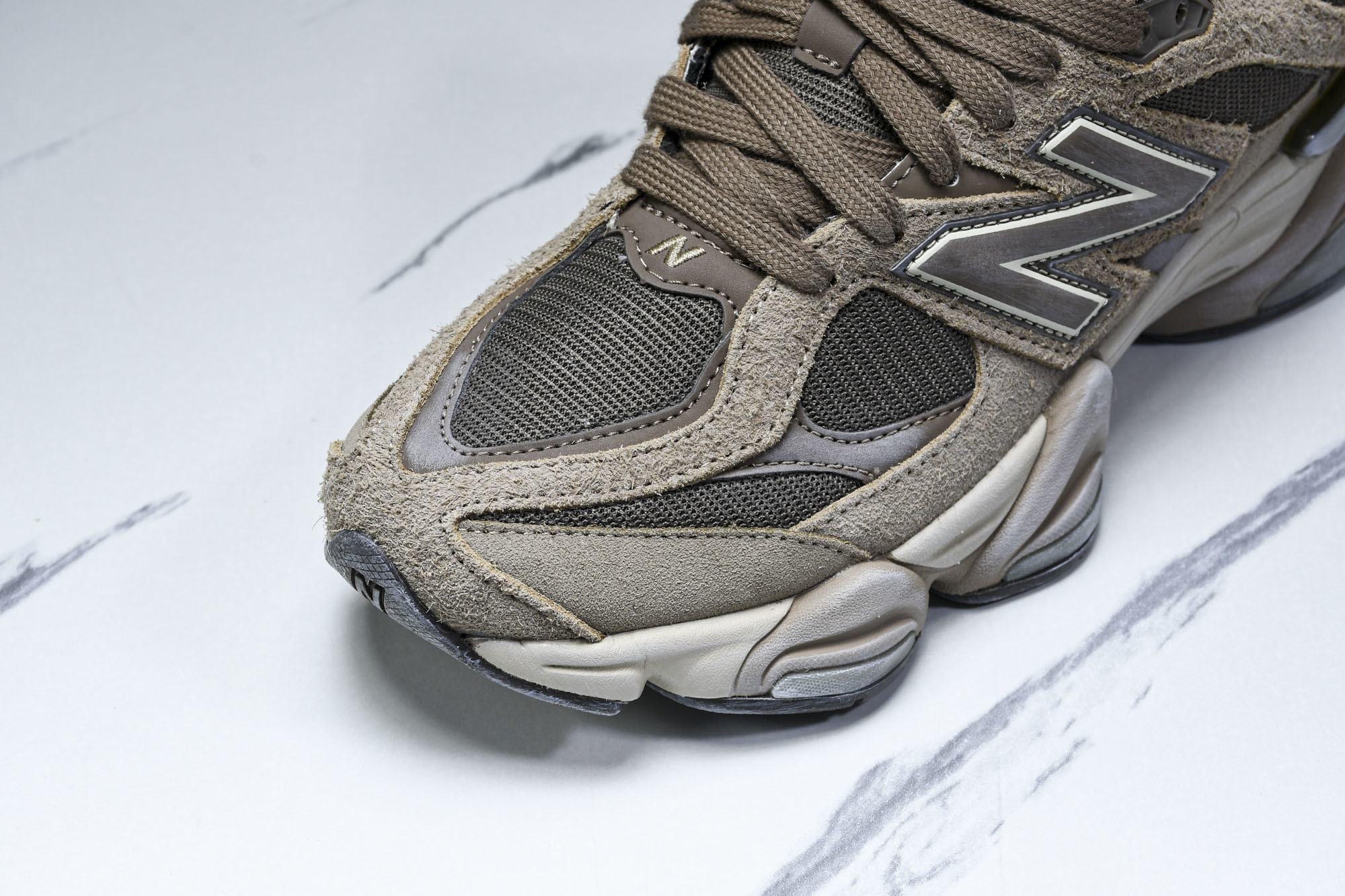 纯原 Joe Freshgoods x New Balance NB9060 复古休闲运动慢跑鞋 旧灰棕