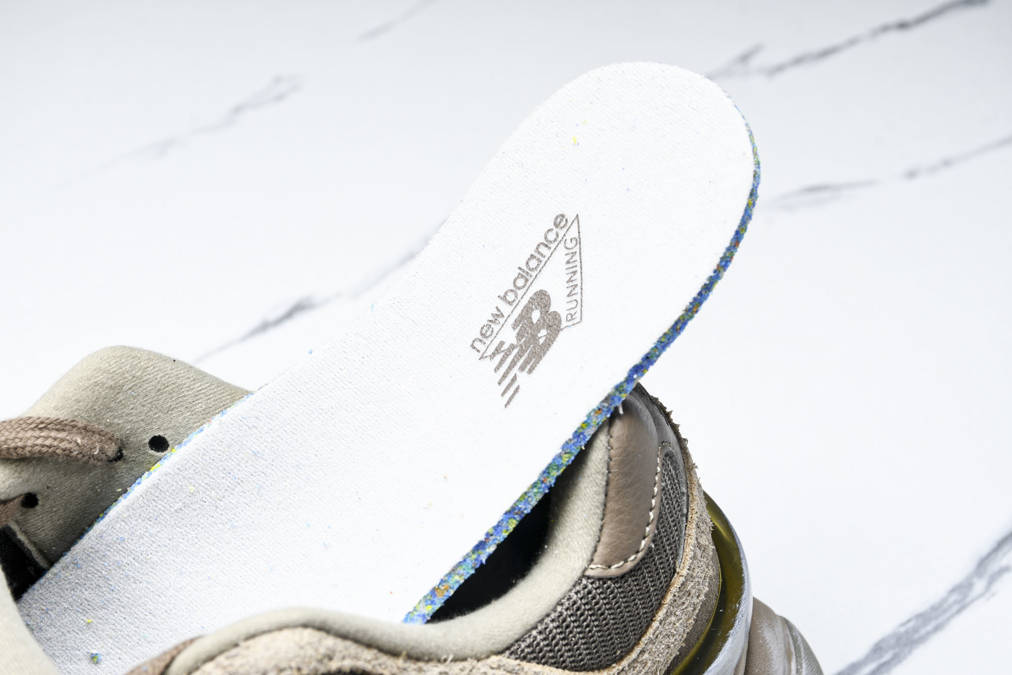 纯原 Joe Freshgoods x New Balance NB9060 复古休闲运动慢跑鞋 旧灰棕