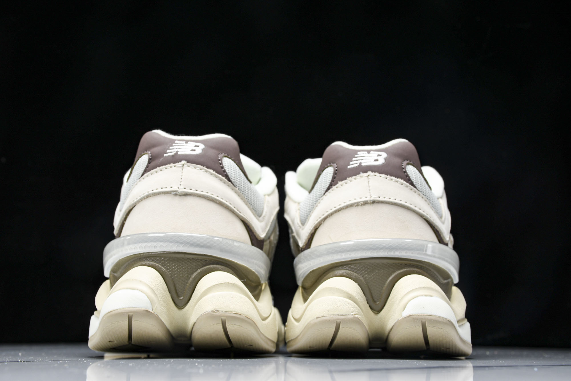 纯原 Joe Freshgoods x New Balance NB9060 复古休闲运动慢跑鞋 棕色 