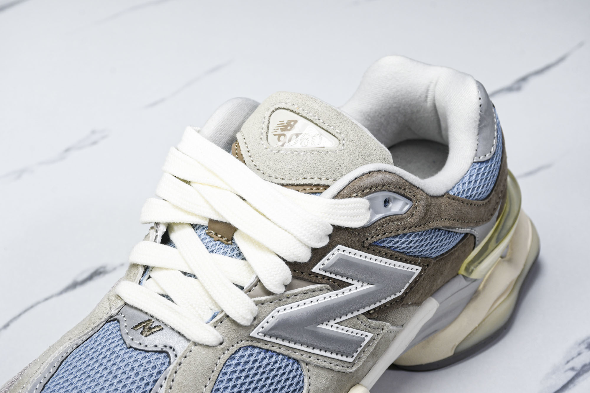 纯原 Joe Freshgoods x New Balance NB9060 复古休闲运动慢跑鞋 棕蓝色