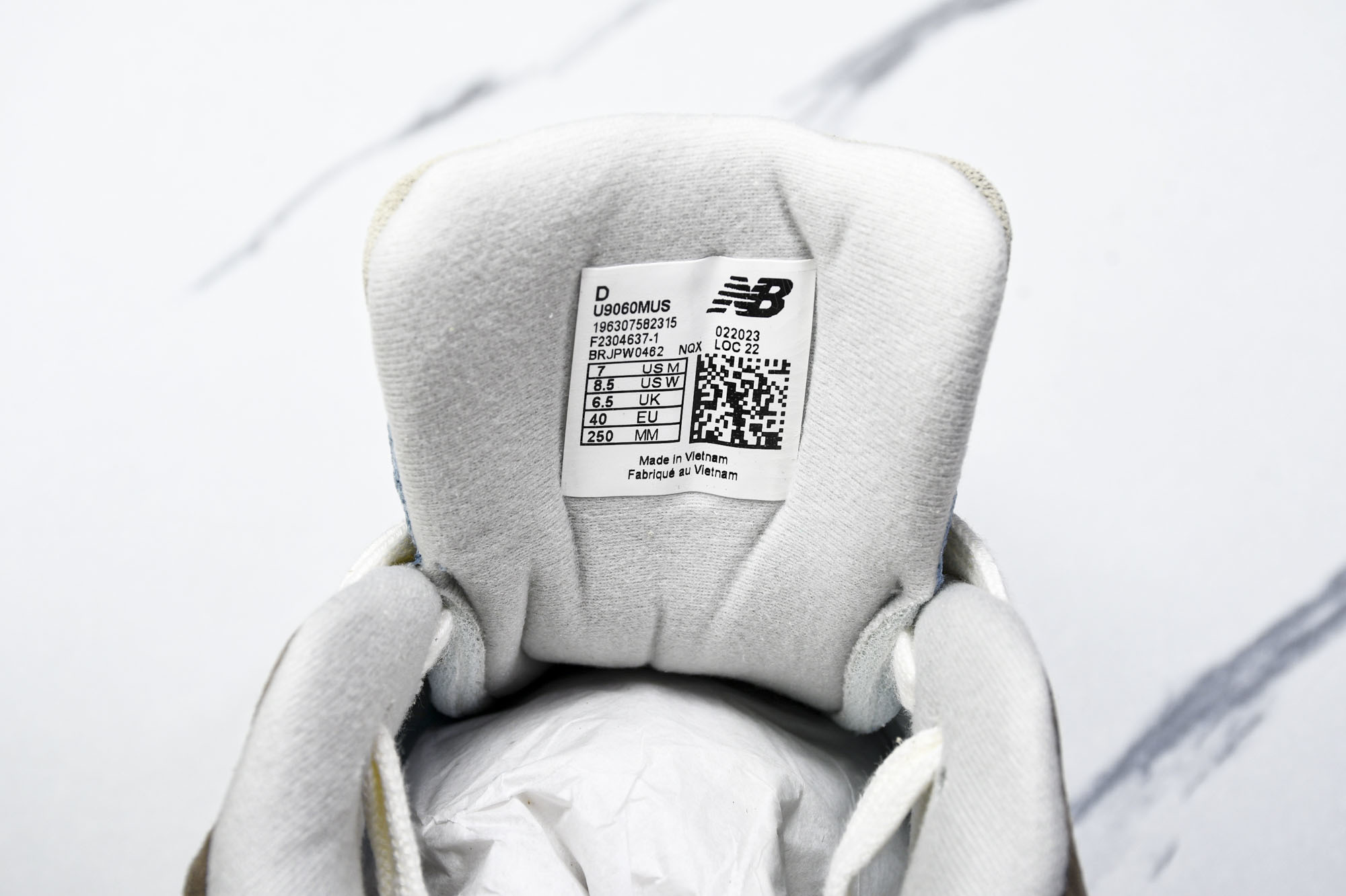 纯原 Joe Freshgoods x New Balance NB9060 复古休闲运动慢跑鞋 棕蓝色