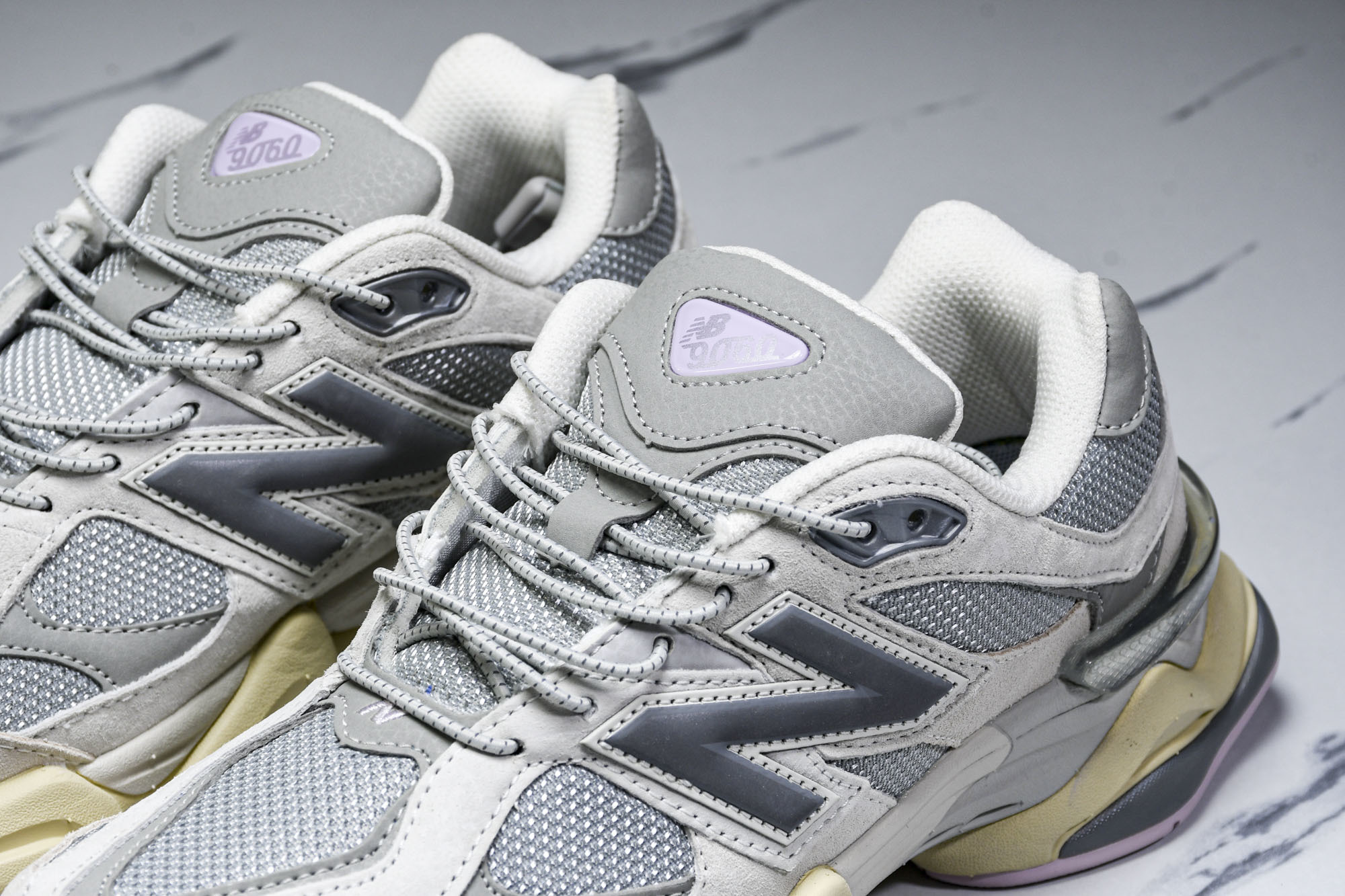 纯原 Joe Freshgoods x New Balance NB9060 复古休闲运动慢跑鞋 浅灰紫