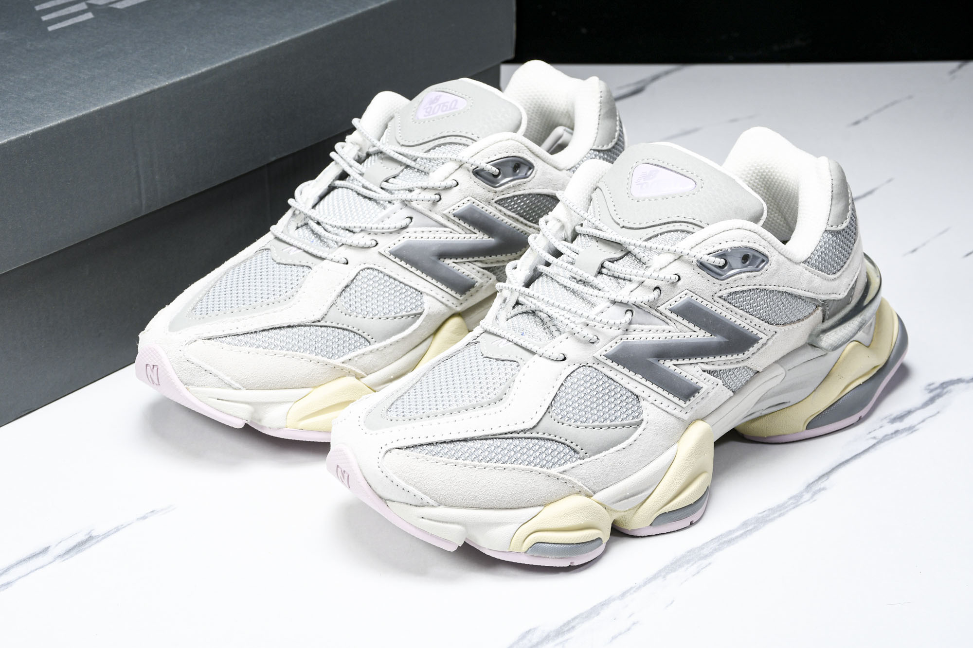 纯原 Joe Freshgoods x New Balance NB9060 复古休闲运动慢跑鞋 浅灰紫