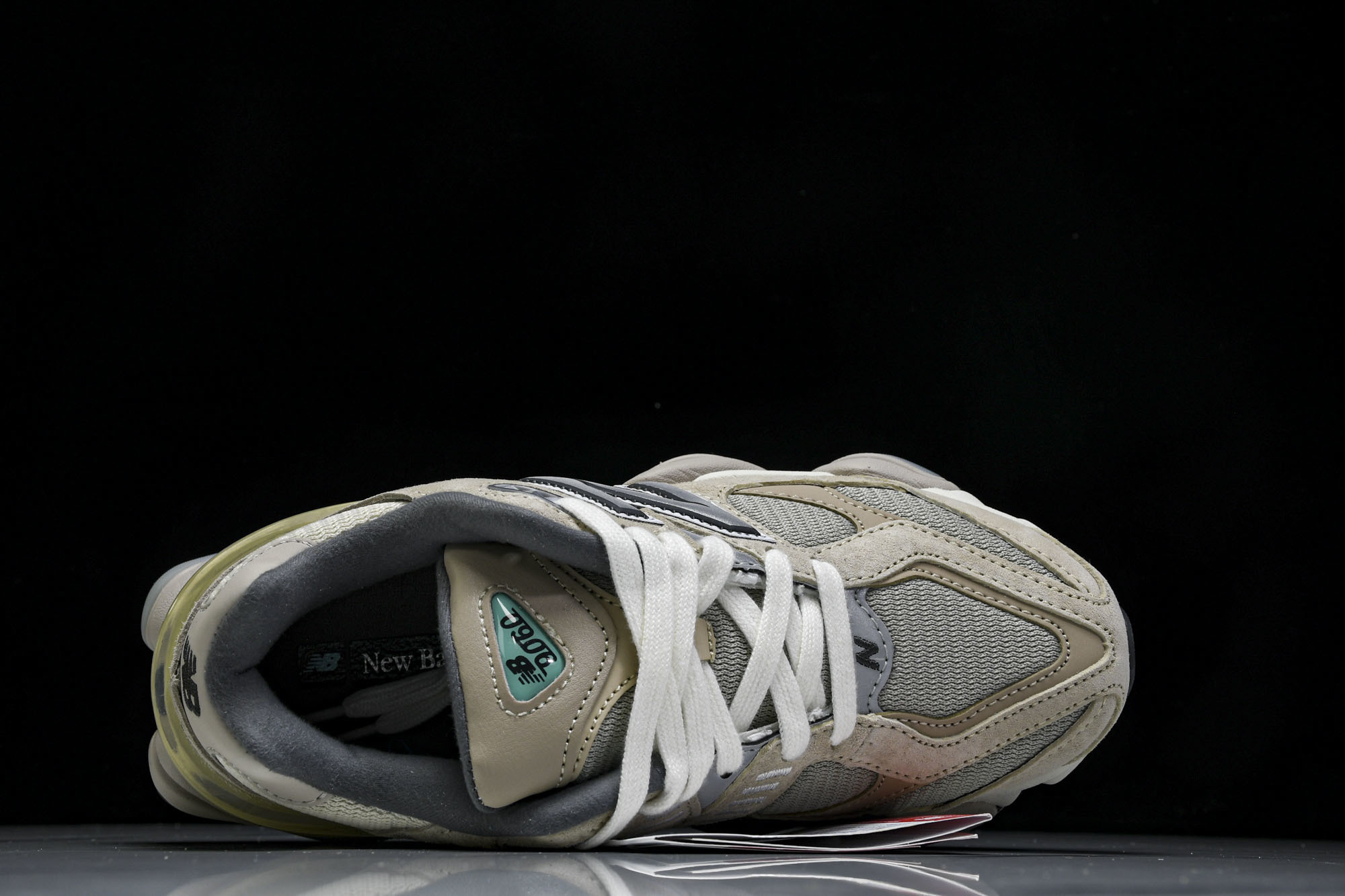 纯原 Joe Freshgoods x New Balance NB9060 复古休闲运动慢跑鞋 浅灰色
