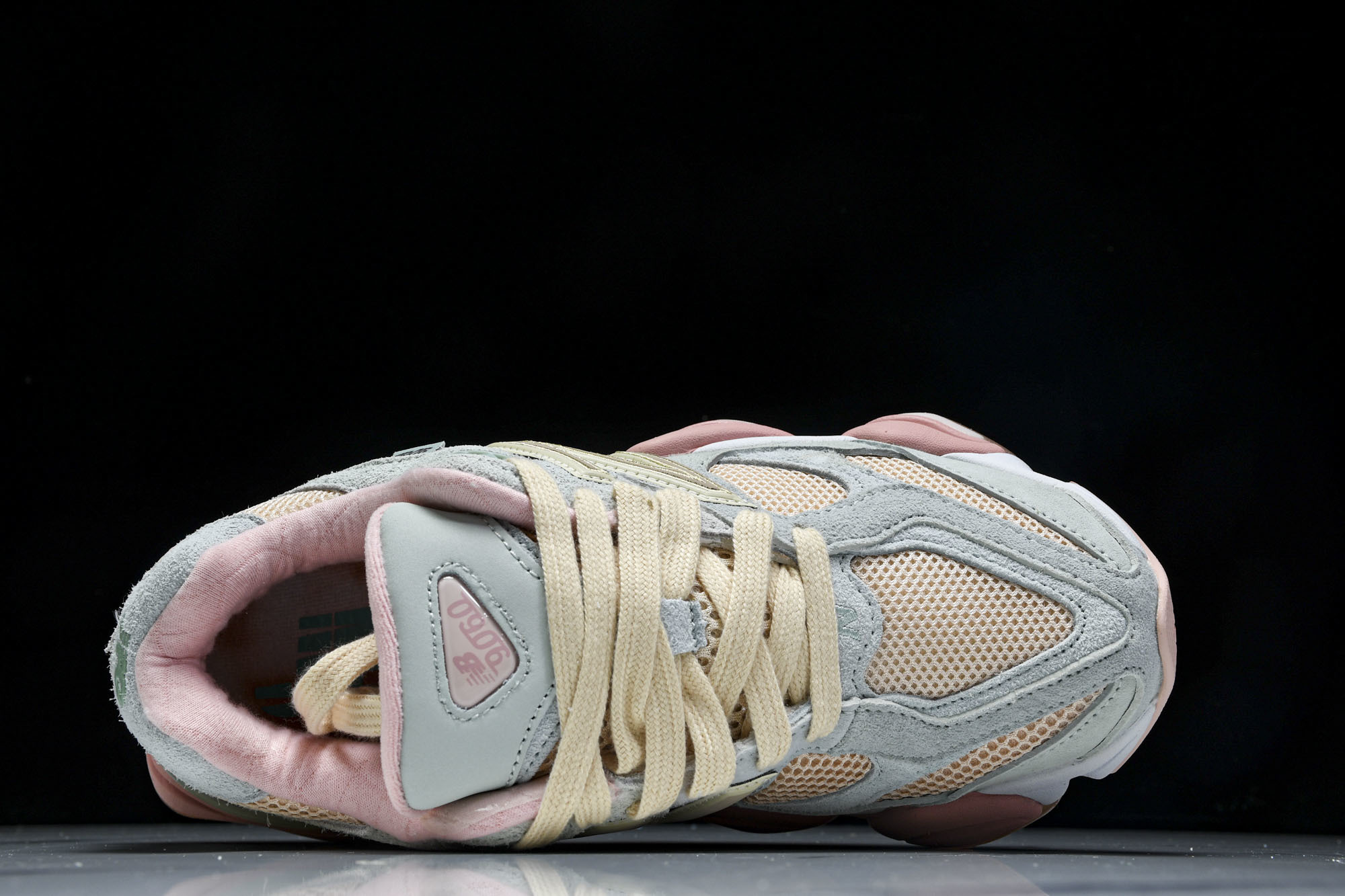 纯原 Joe Freshgoods x New Balance NB9060 复古休闲运动慢跑鞋 灰粉色