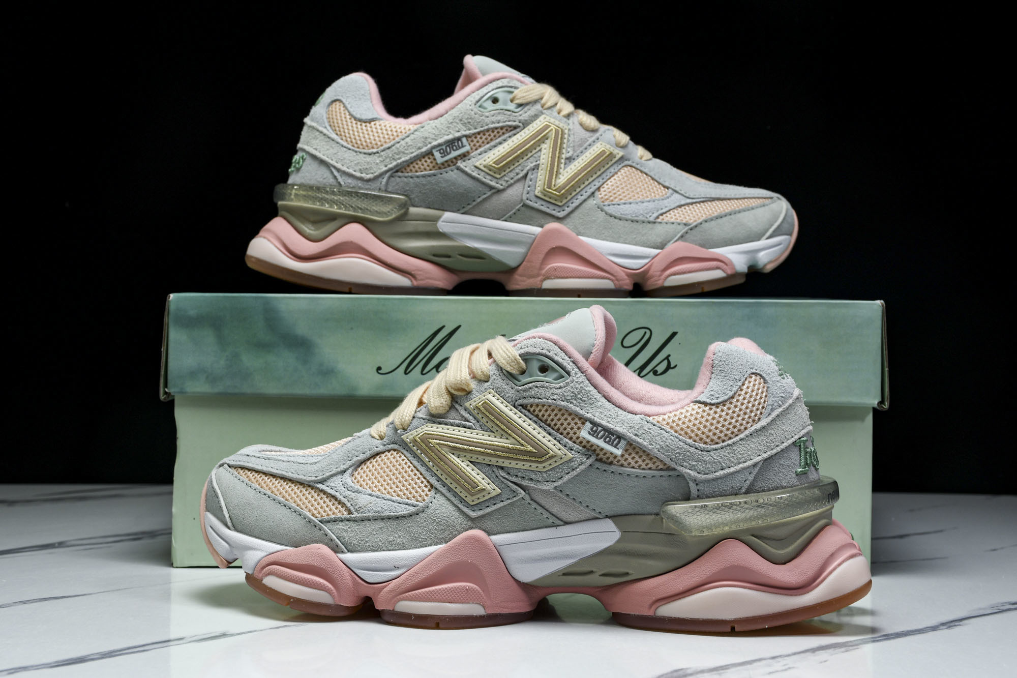纯原 Joe Freshgoods x New Balance NB9060 复古休闲运动慢跑鞋 灰粉色