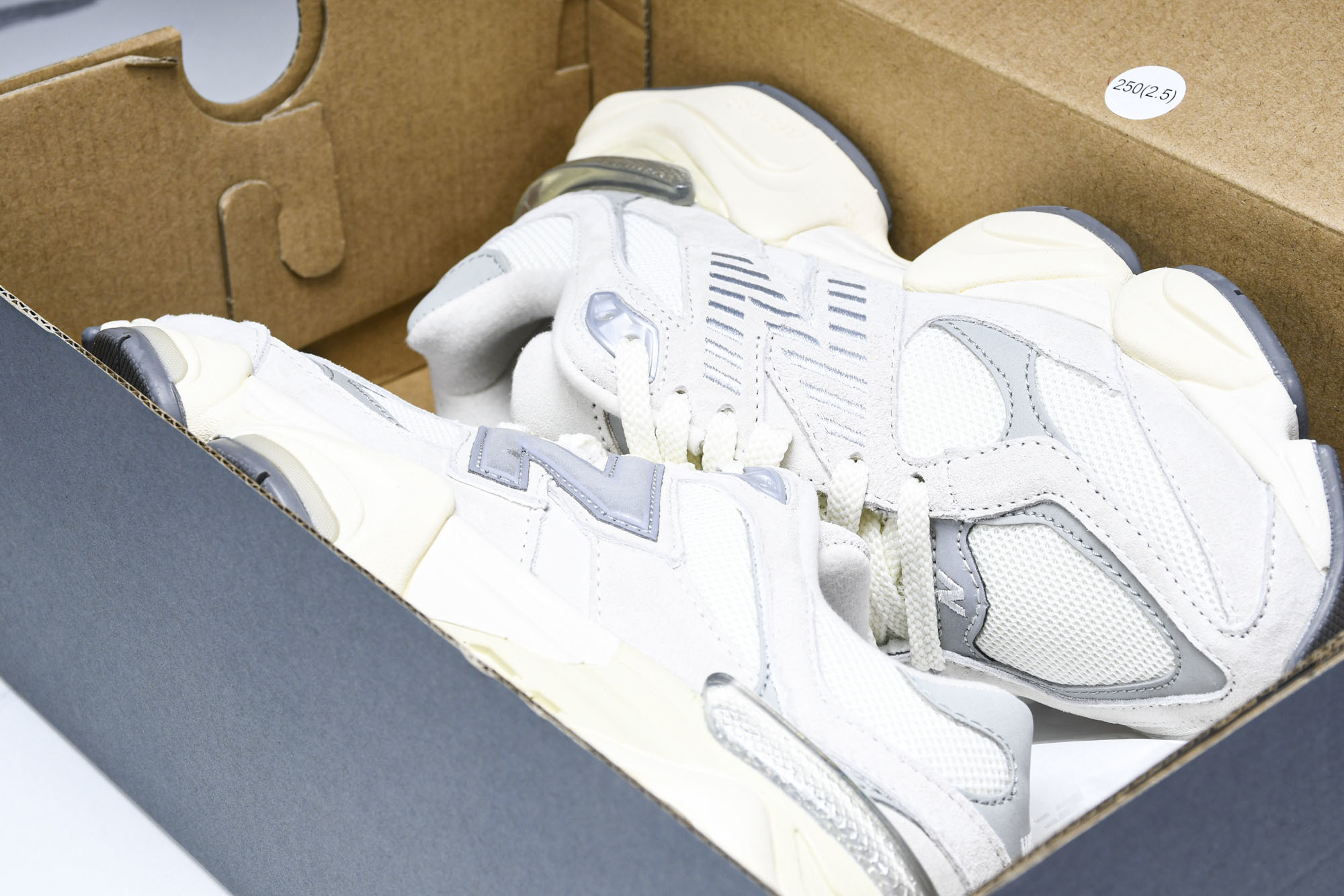 纯原 Joe Freshgoods x New Balance NB9060 复古休闲运动慢跑鞋 灰糇家