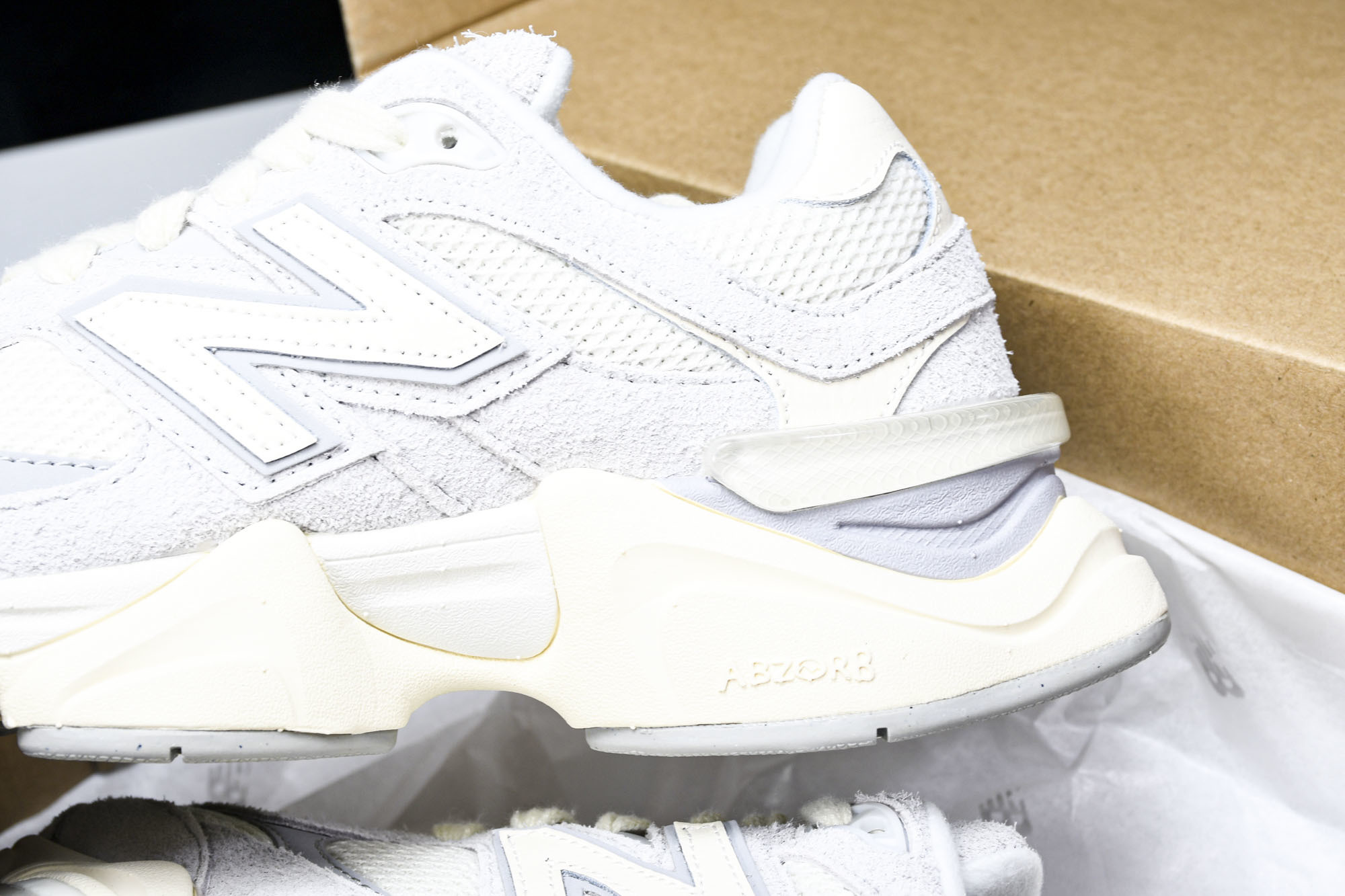 纯原 Joe Freshgoods x New Balance NB9060 复古休闲运动慢跑鞋 白灰白