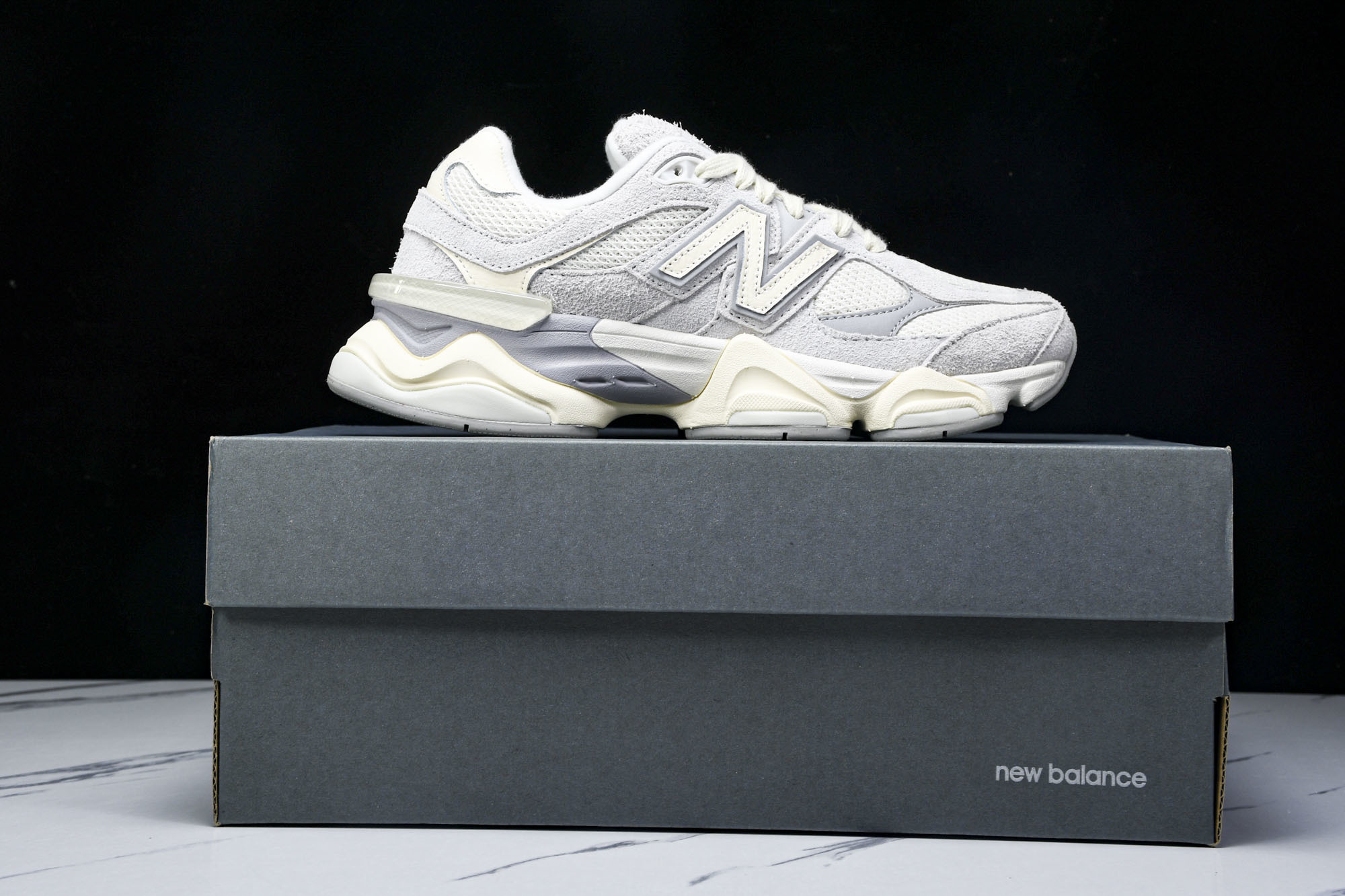 纯原 Joe Freshgoods x New Balance NB9060 复古休闲运动慢跑鞋 白灰白