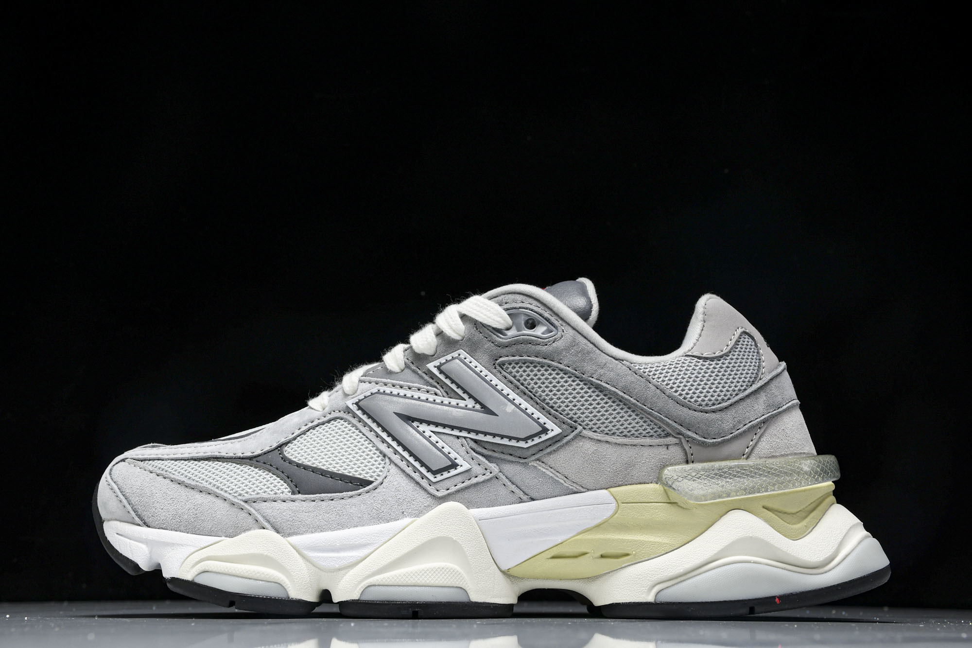 纯原 Joe Freshgoods x New Balance NB9060 复古休闲运动慢跑鞋 白灰色