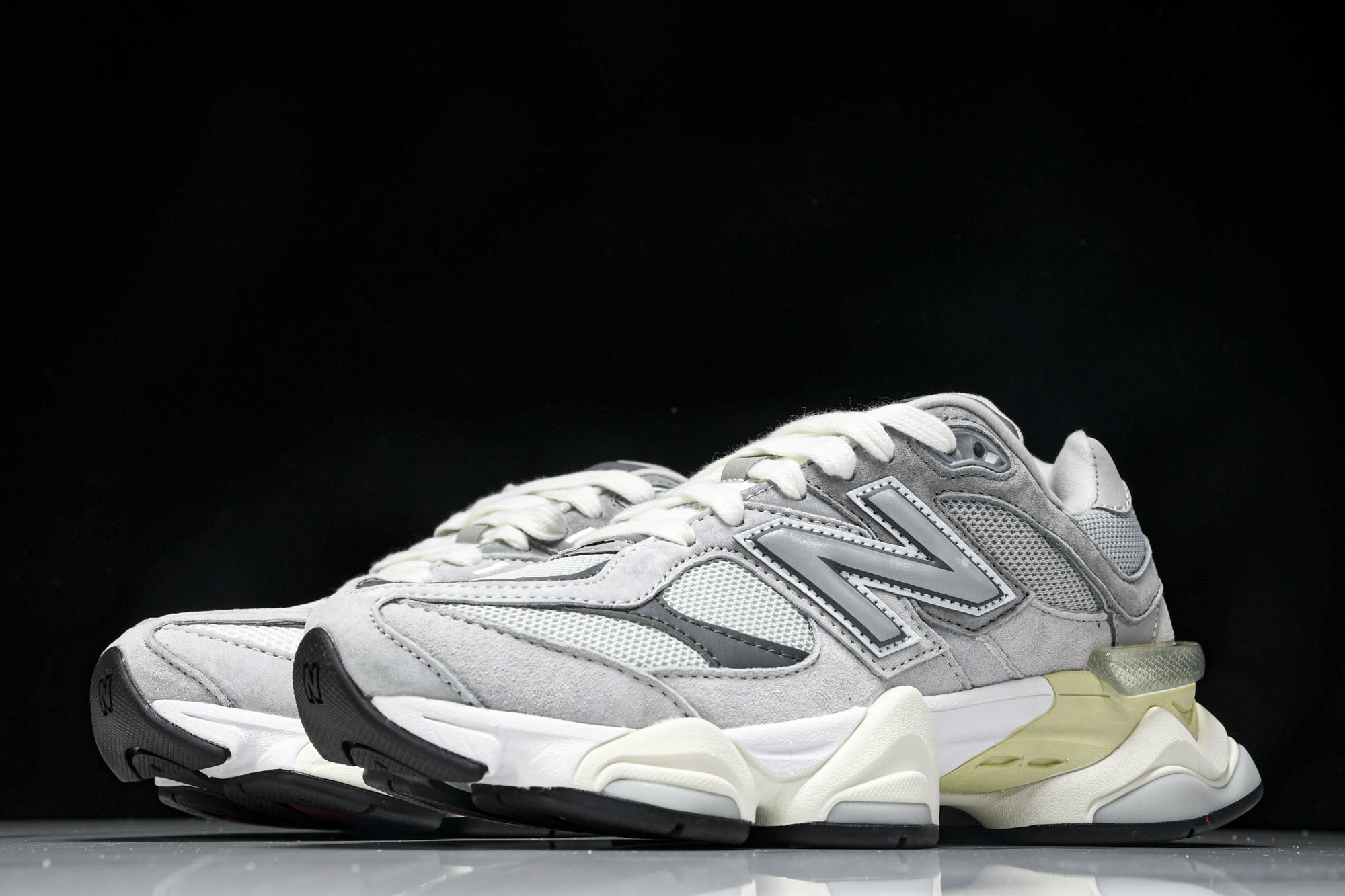 纯原 Joe Freshgoods x New Balance NB9060 复古休闲运动慢跑鞋 白灰色