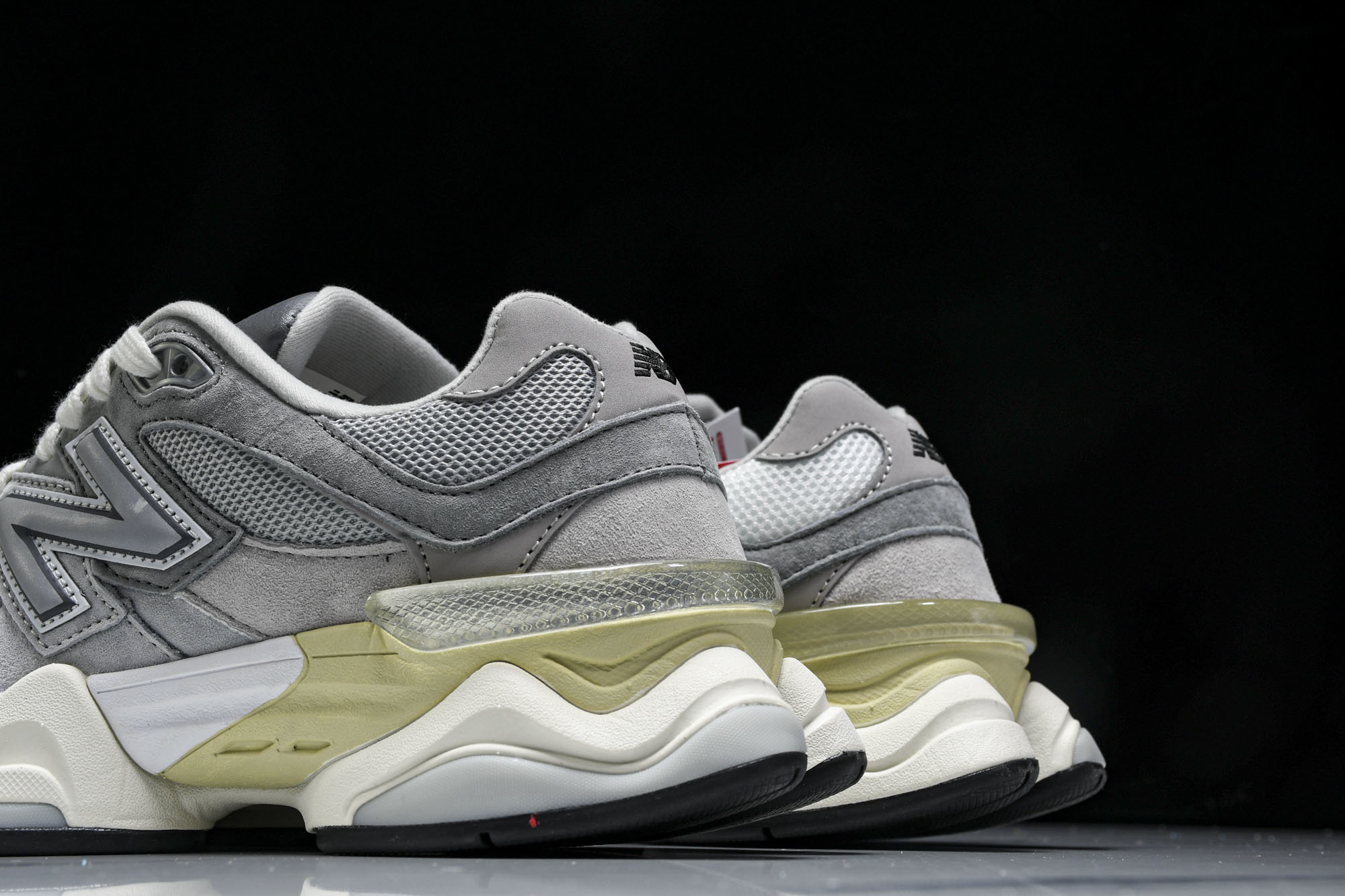 纯原 Joe Freshgoods x New Balance NB9060 复古休闲运动慢跑鞋 白灰色