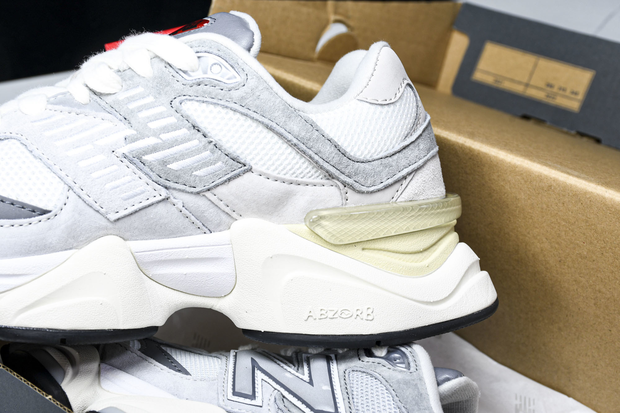 纯原 Joe Freshgoods x New Balance NB9060 复古休闲运动慢跑鞋 白灰色