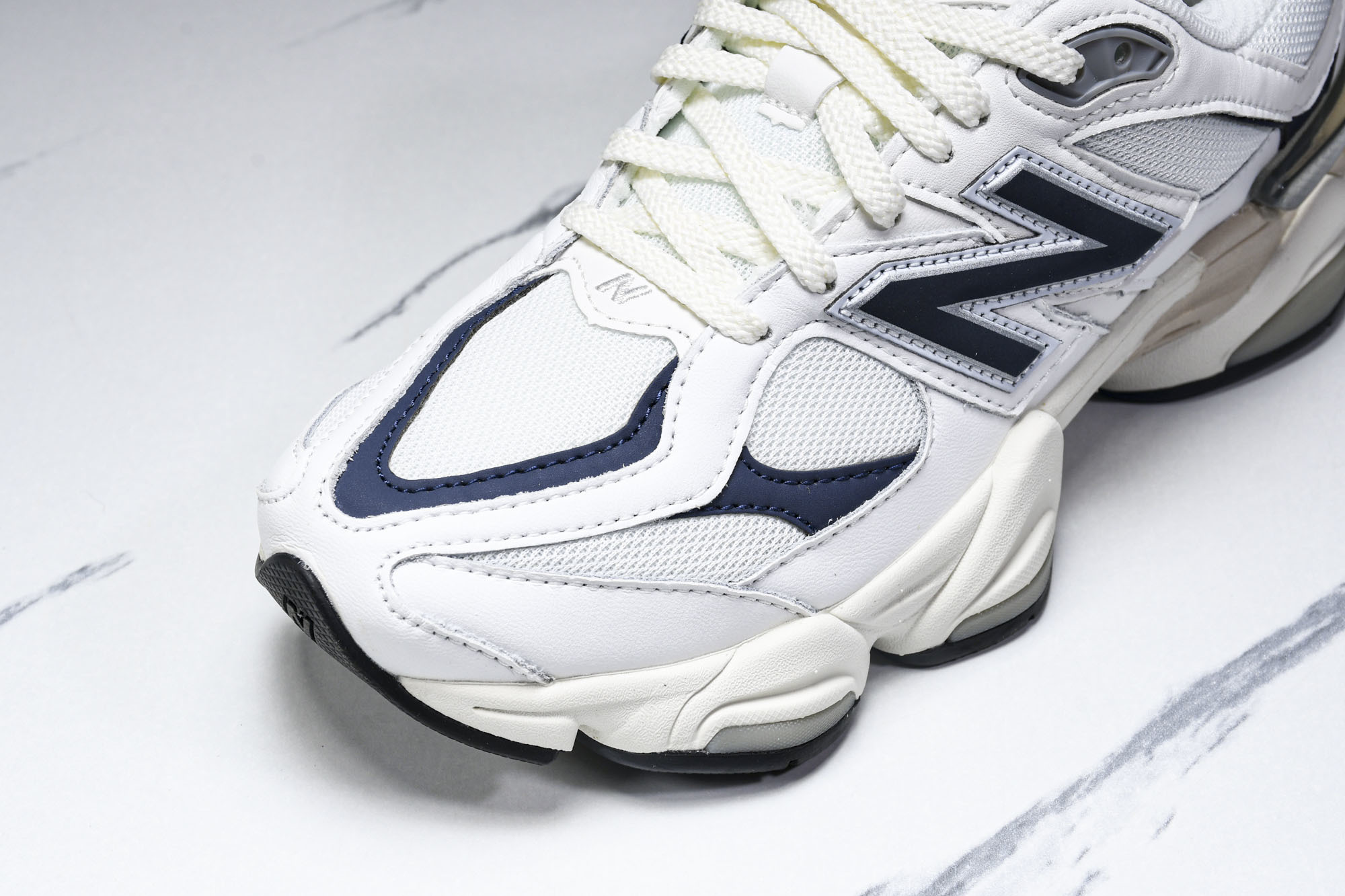 纯原 Joe Freshgoods x New Balance NB9060 复古休闲运动慢跑鞋 白蓝色