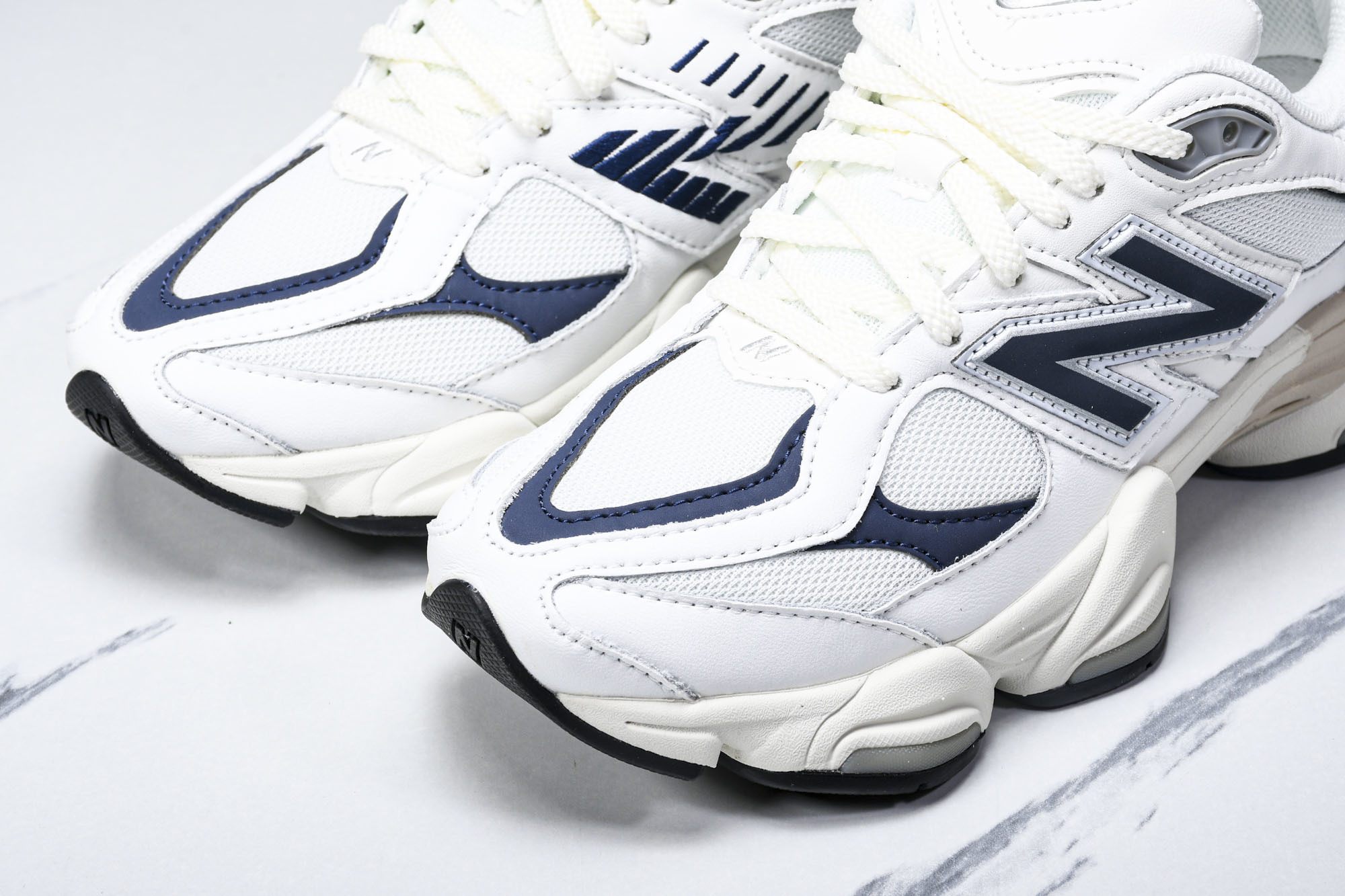 纯原 Joe Freshgoods x New Balance NB9060 复古休闲运动慢跑鞋 白蓝色