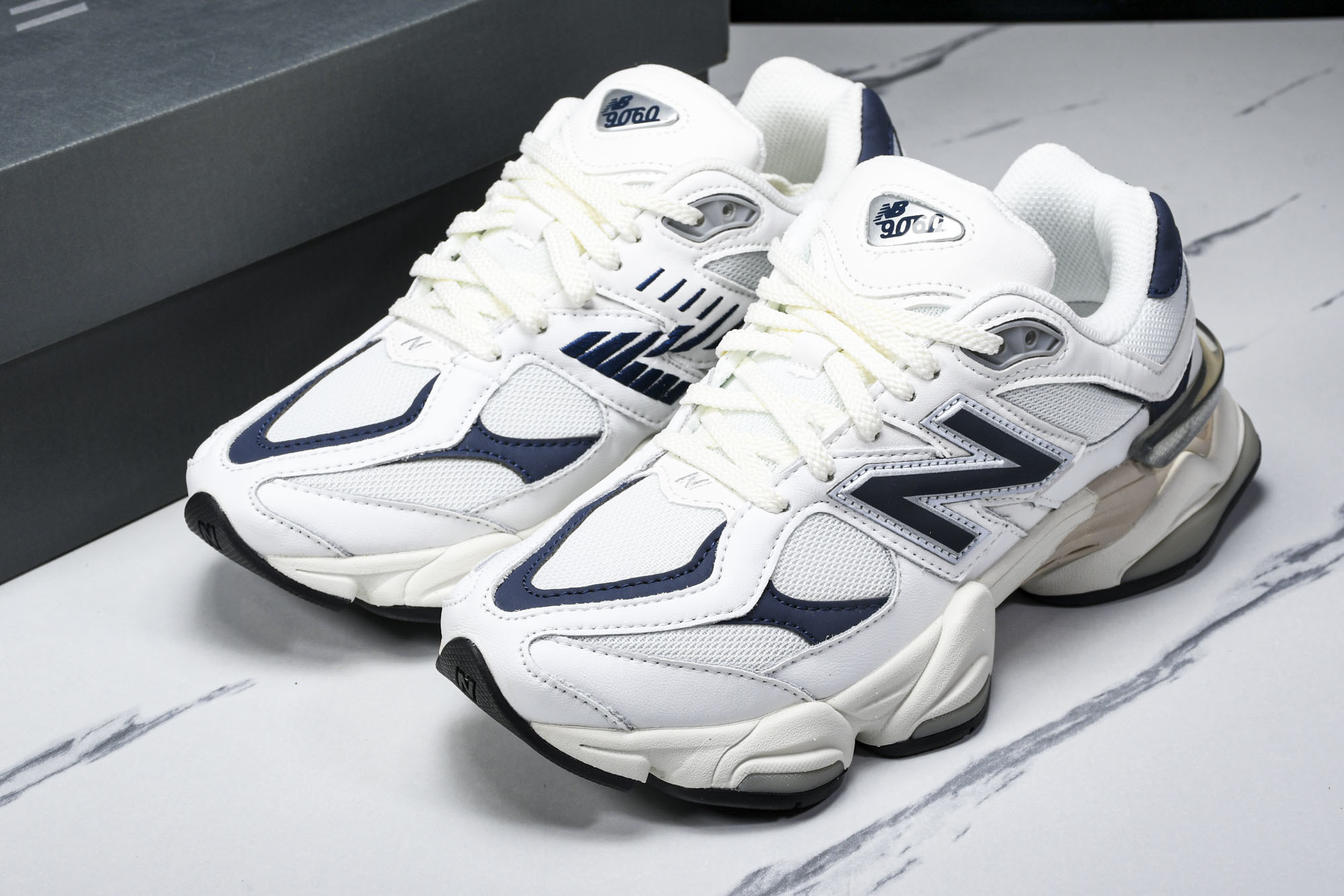 纯原 Joe Freshgoods x New Balance NB9060 复古休闲运动慢跑鞋 白蓝色