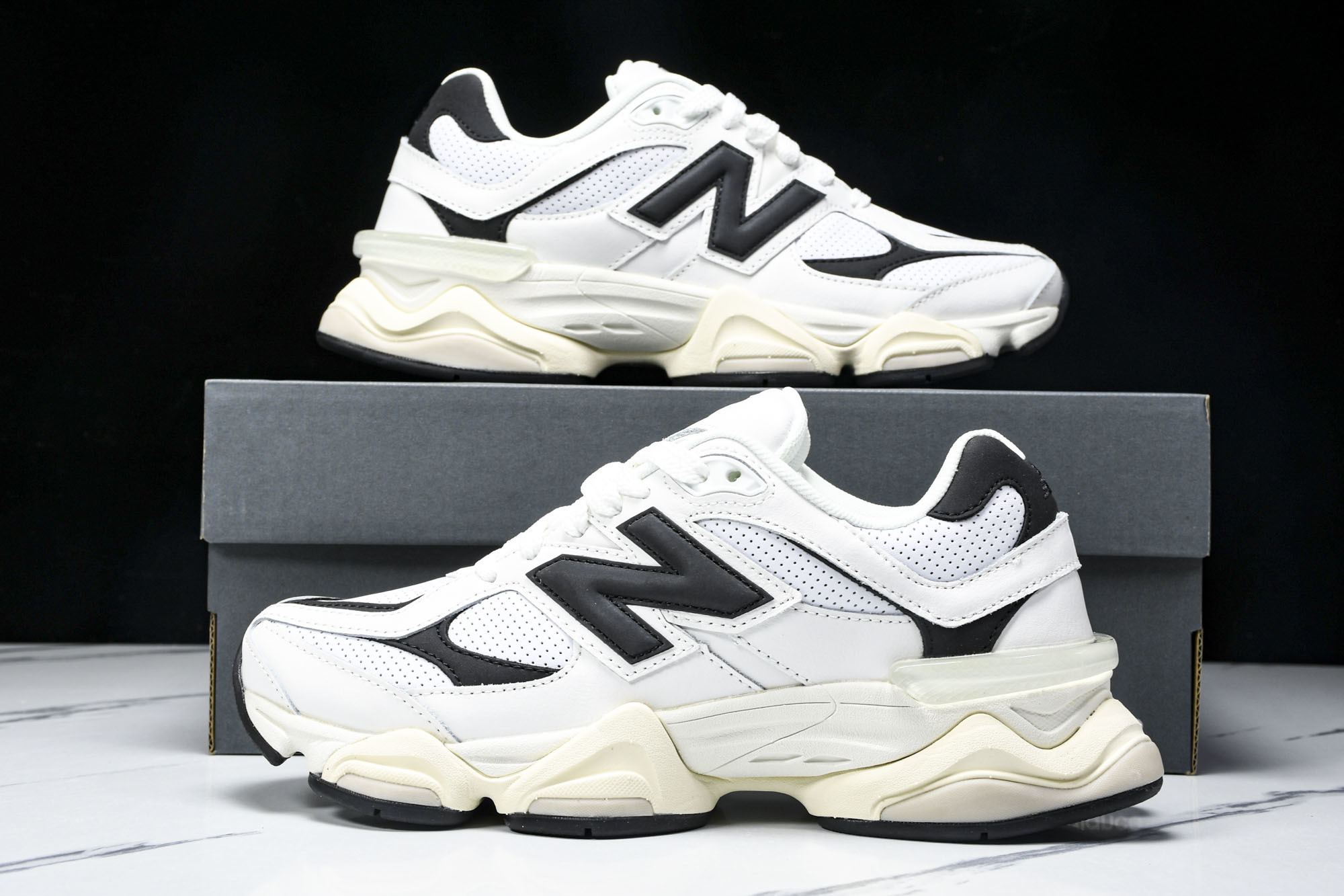 纯原 Joe Freshgoods x New Balance NB9060 复古休闲运动慢跑鞋 白黑色