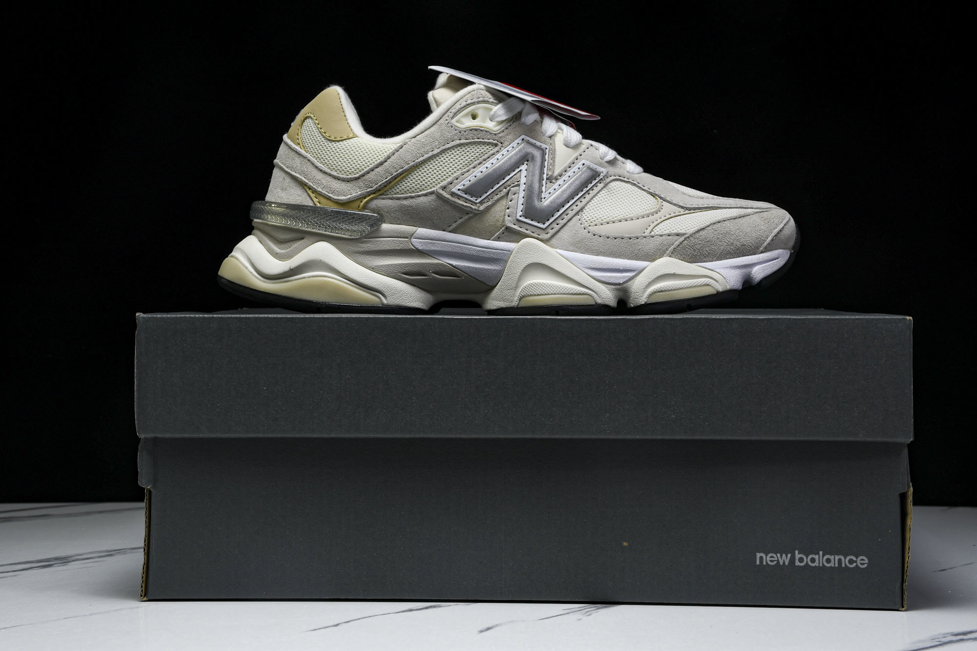 纯原 Joe Freshgoods x New Balance NB9060 复古休闲运动慢跑鞋 米灰色