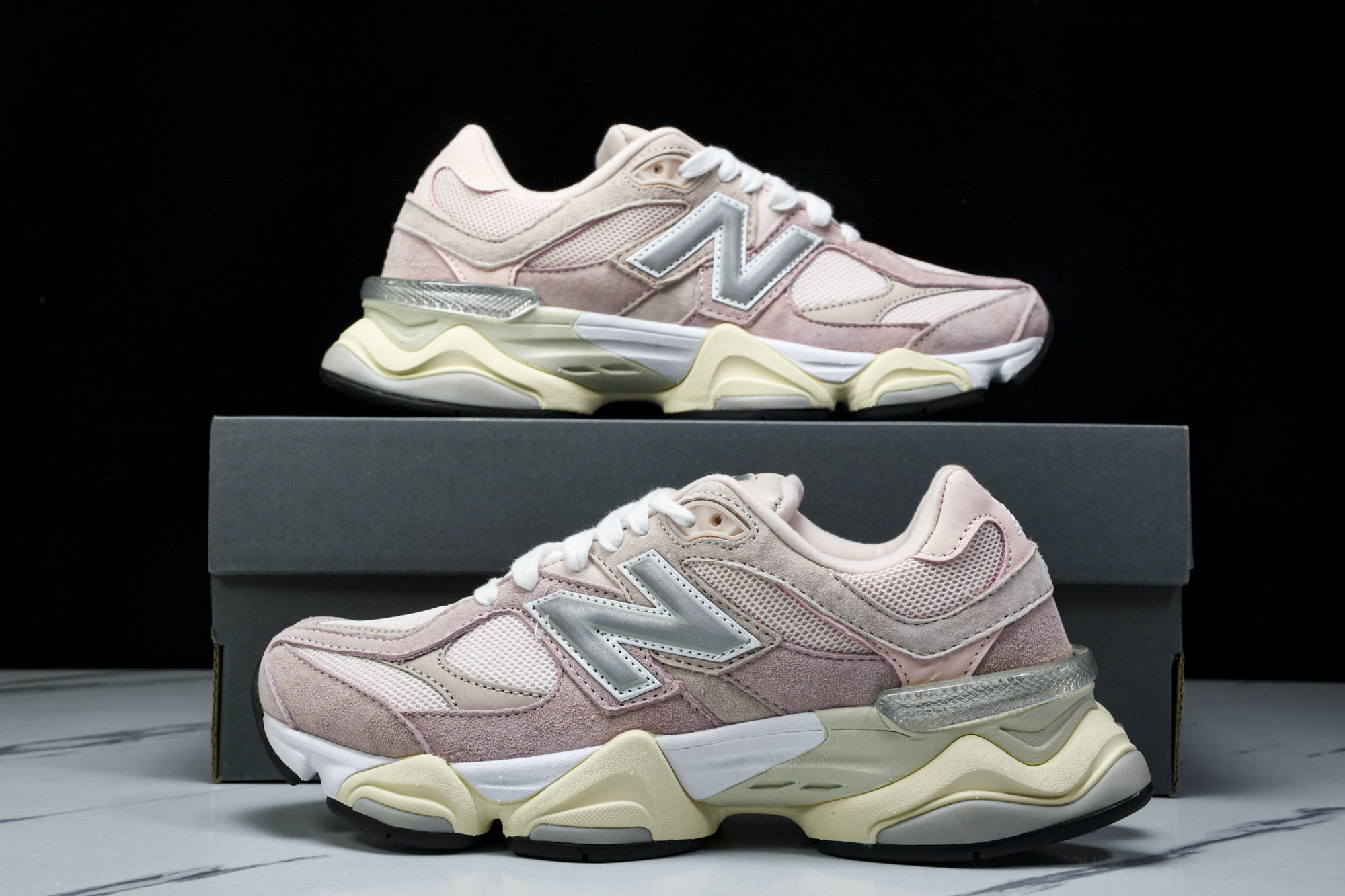 纯原 Joe Freshgoods x New Balance NB9060 复古休闲运动慢跑鞋 米白粉