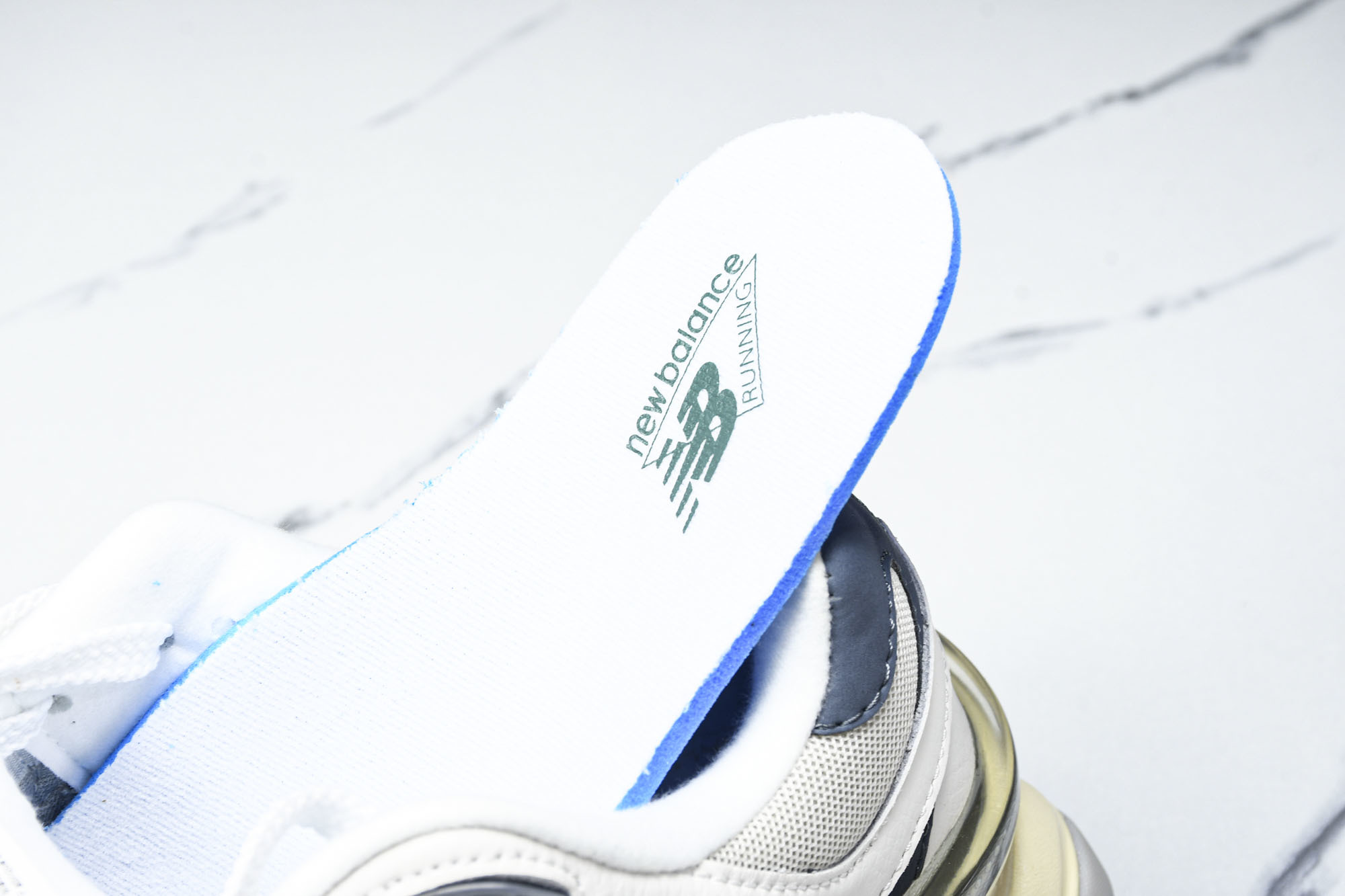 纯原 Joe Freshgoods x New Balance NB9060 复古休闲运动慢跑鞋 米白色