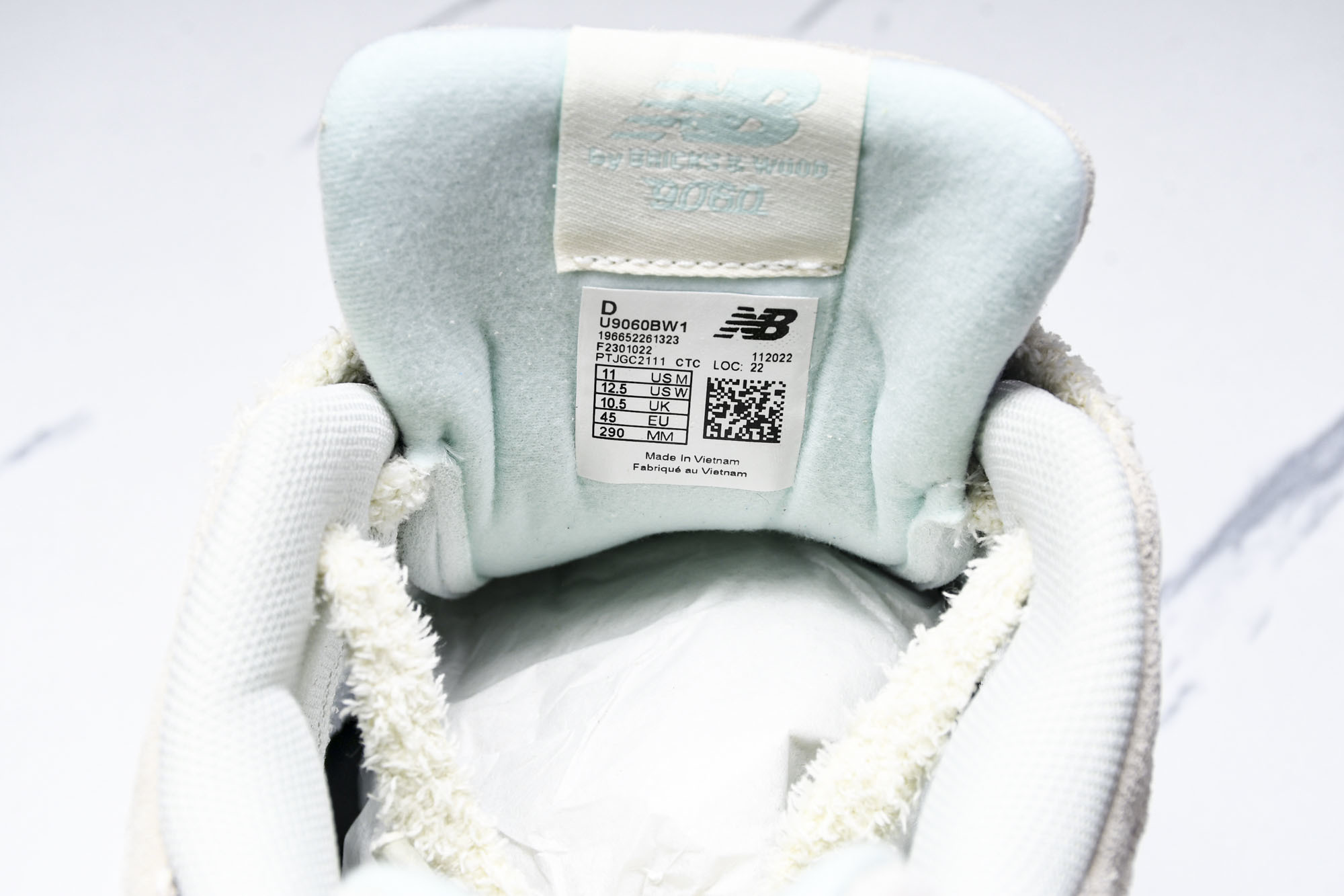 纯原 Joe Freshgoods x New Balance NB9060 复古休闲运动慢跑鞋 米绿色