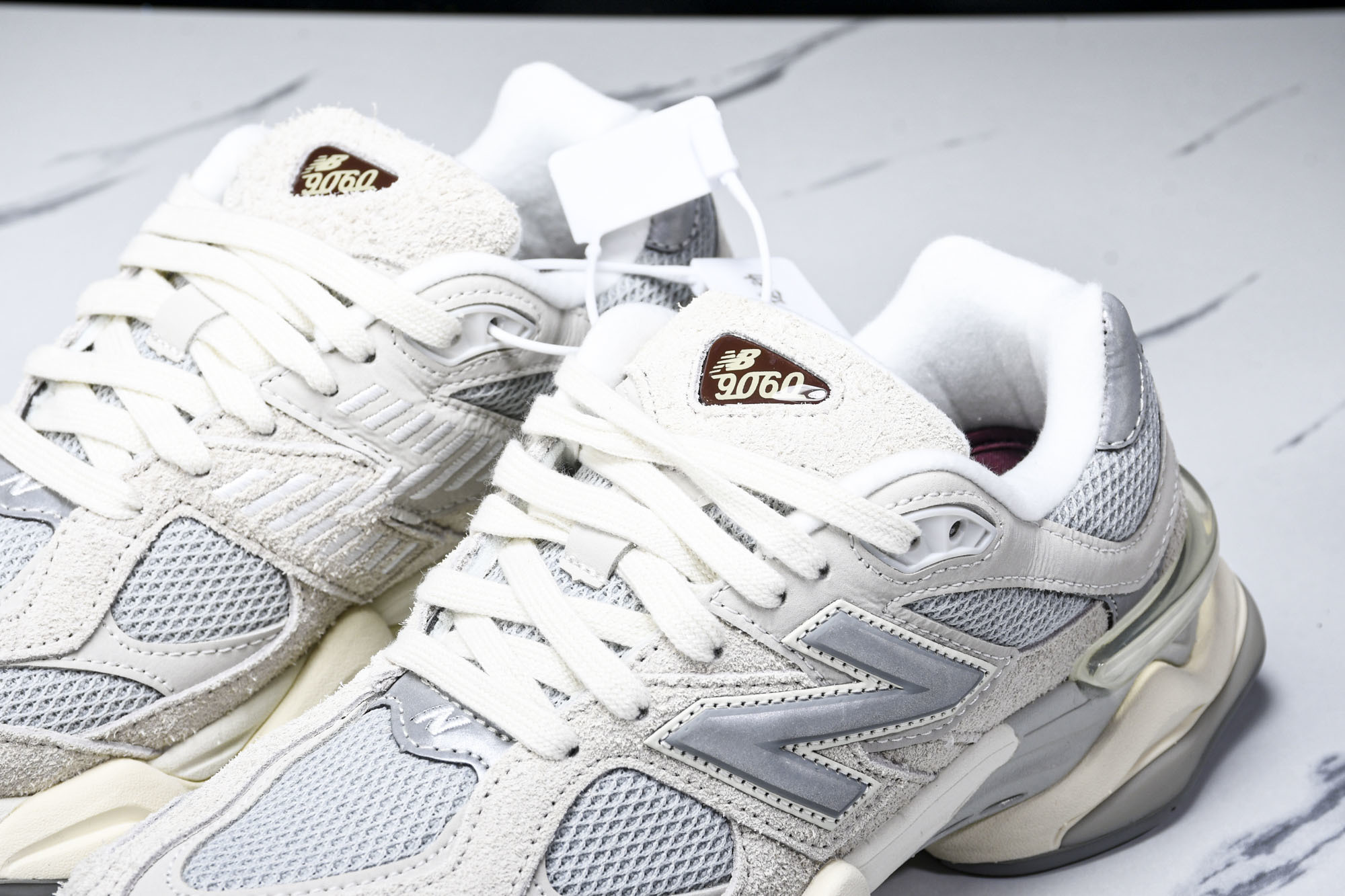 纯原 Joe Freshgoods x New Balance NB9060 复古休闲运动慢跑鞋 米绿色