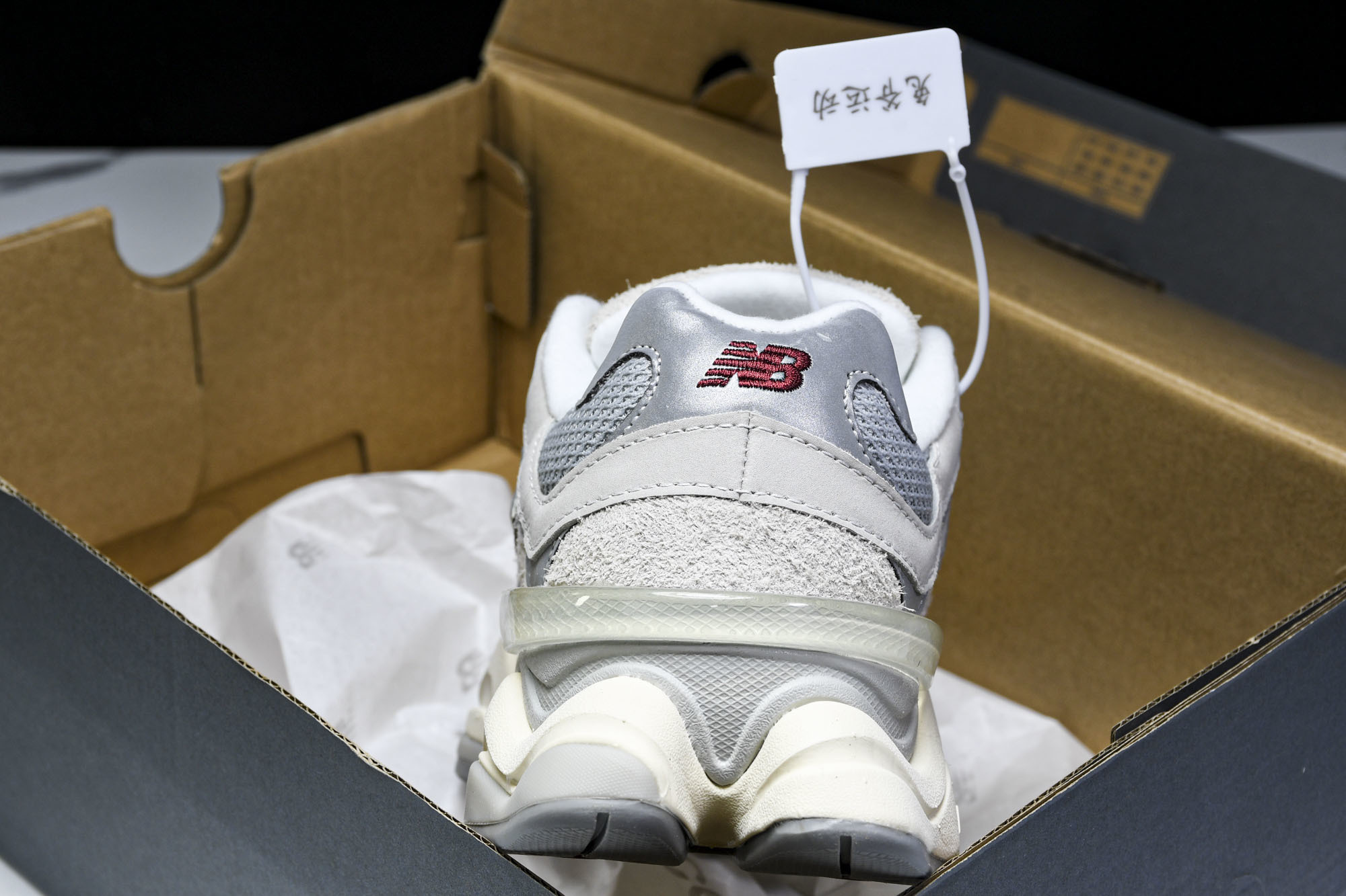 纯原 Joe Freshgoods x New Balance NB9060 复古休闲运动慢跑鞋 米绿色