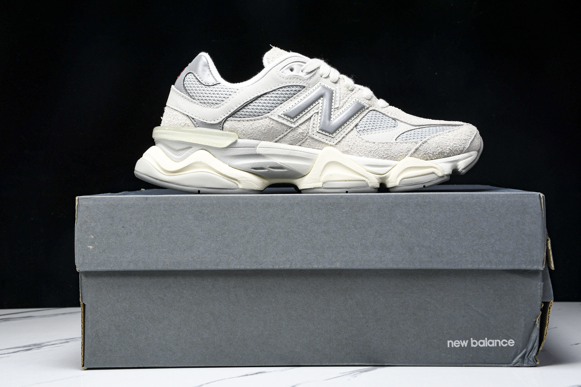 纯原 Joe Freshgoods x New Balance NB9060 复古休闲运动慢跑鞋 米绿色