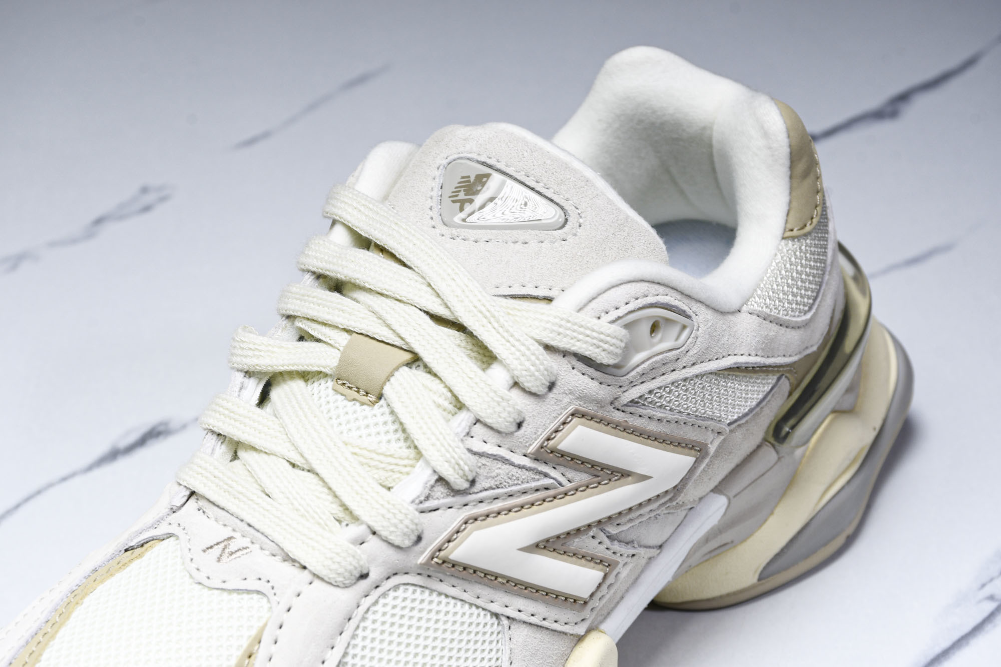 纯原 Joe Freshgoods x New Balance NB9060 复古休闲运动慢跑鞋 米色 