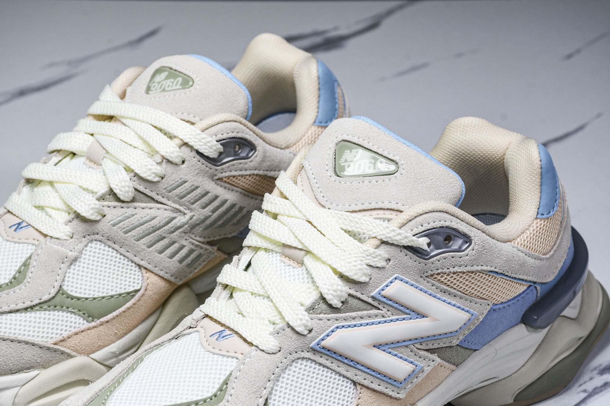 纯原 Joe Freshgoods x New Balance NB9060 复古休闲运动慢跑鞋 米蓝色