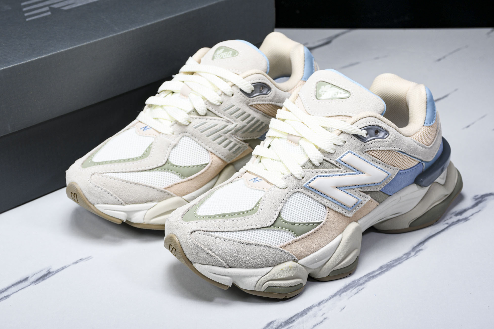 纯原 Joe Freshgoods x New Balance NB9060 复古休闲运动慢跑鞋 米蓝色