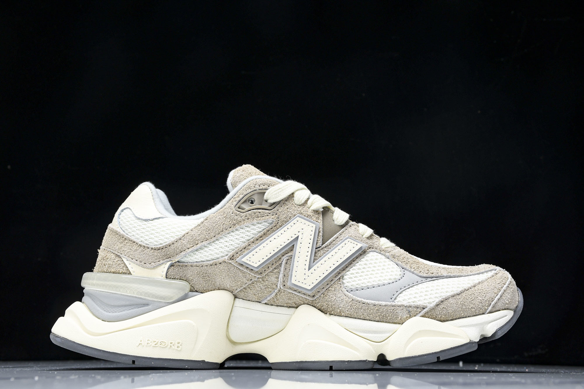 纯原 Joe Freshgoods x New Balance NB9060 复古休闲运动慢跑鞋 粉白色