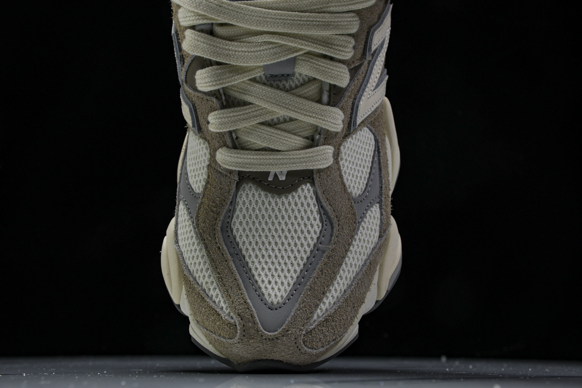 纯原 Joe Freshgoods x New Balance NB9060 复古休闲运动慢跑鞋 粉白色