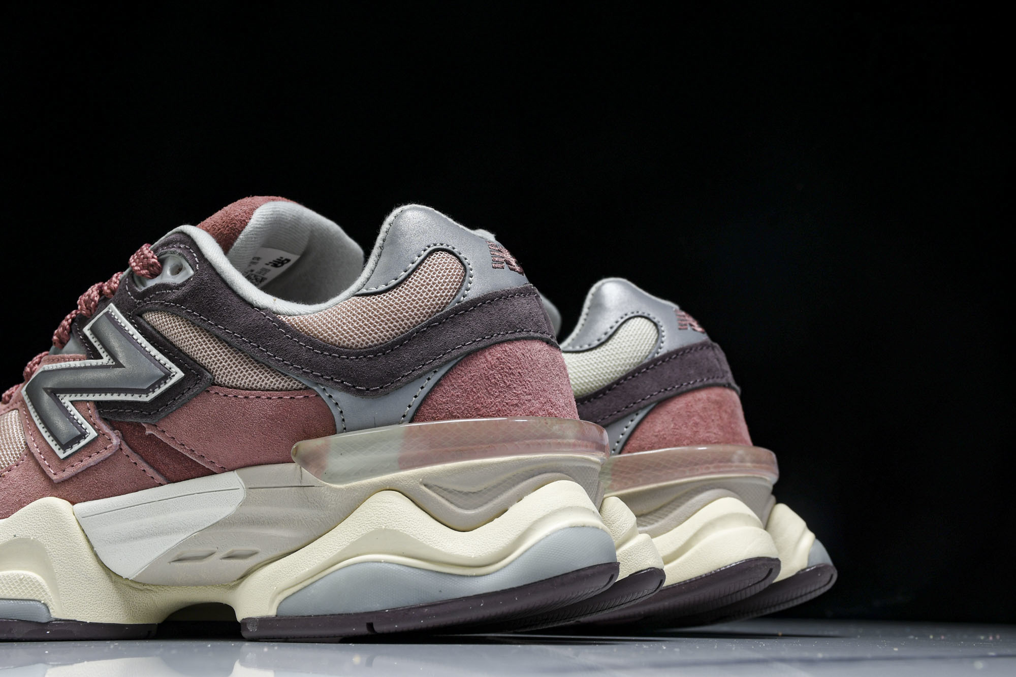 纯原 Joe Freshgoods x New Balance NB9060 复古休闲运动慢跑鞋 粉色 