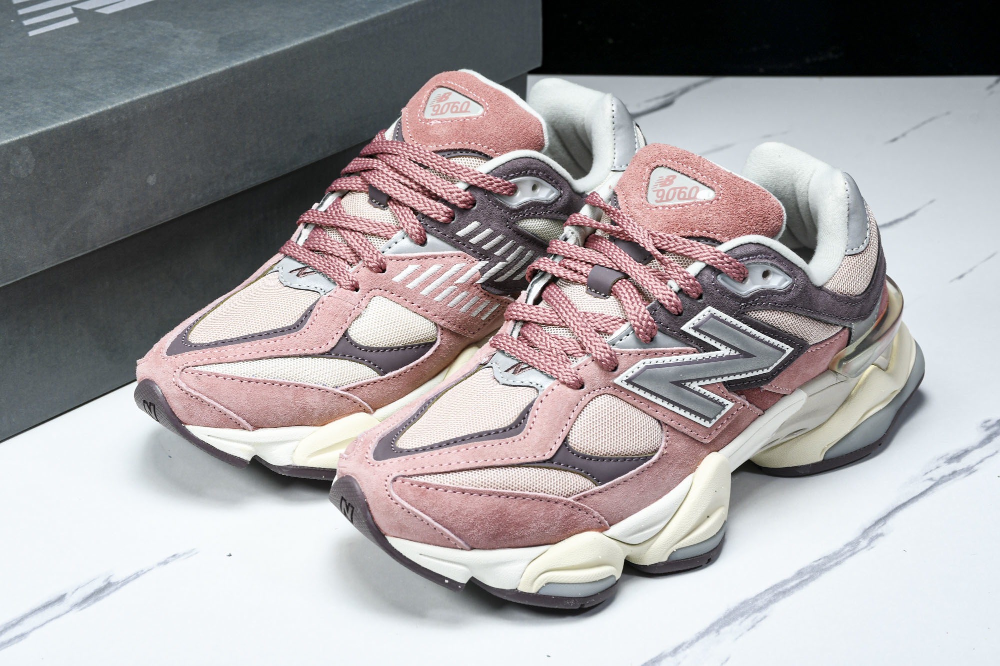 纯原 Joe Freshgoods x New Balance NB9060 复古休闲运动慢跑鞋 粉色 