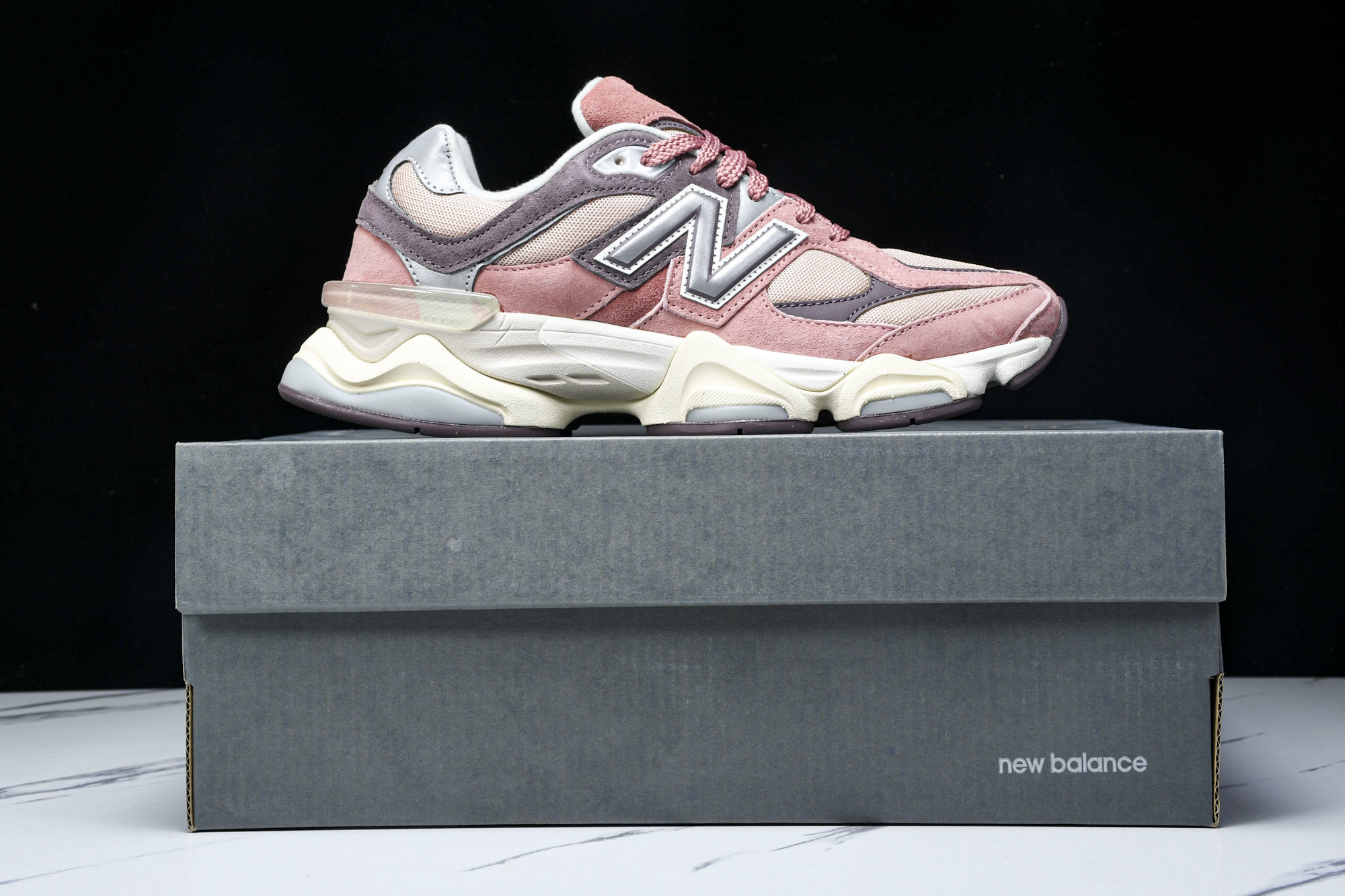 纯原 Joe Freshgoods x New Balance NB9060 复古休闲运动慢跑鞋 粉色 