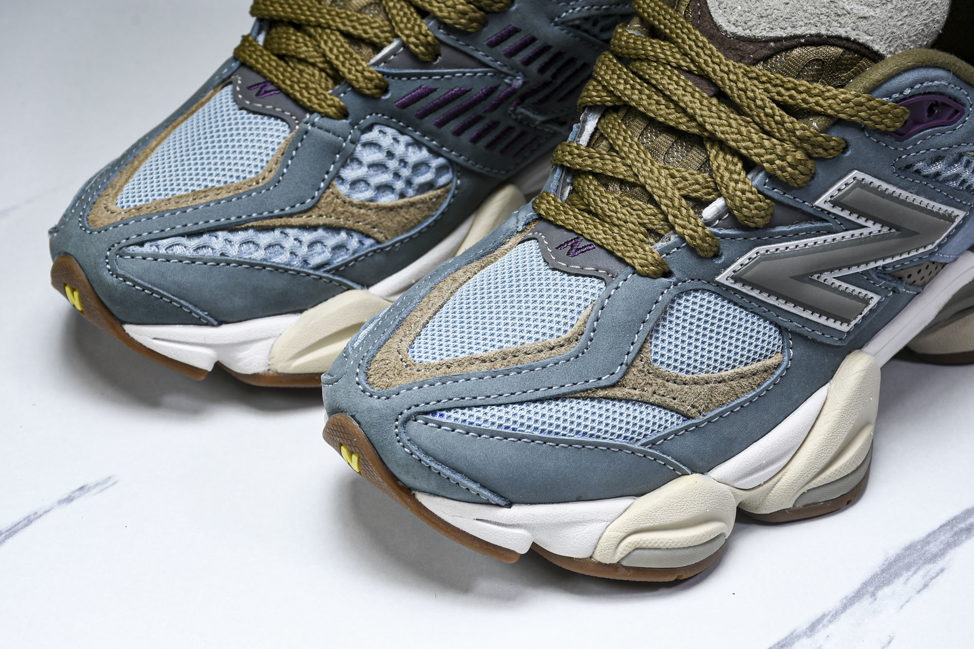 纯原 Joe Freshgoods x New Balance NB9060 复古休闲运动慢跑鞋 蓝棕色