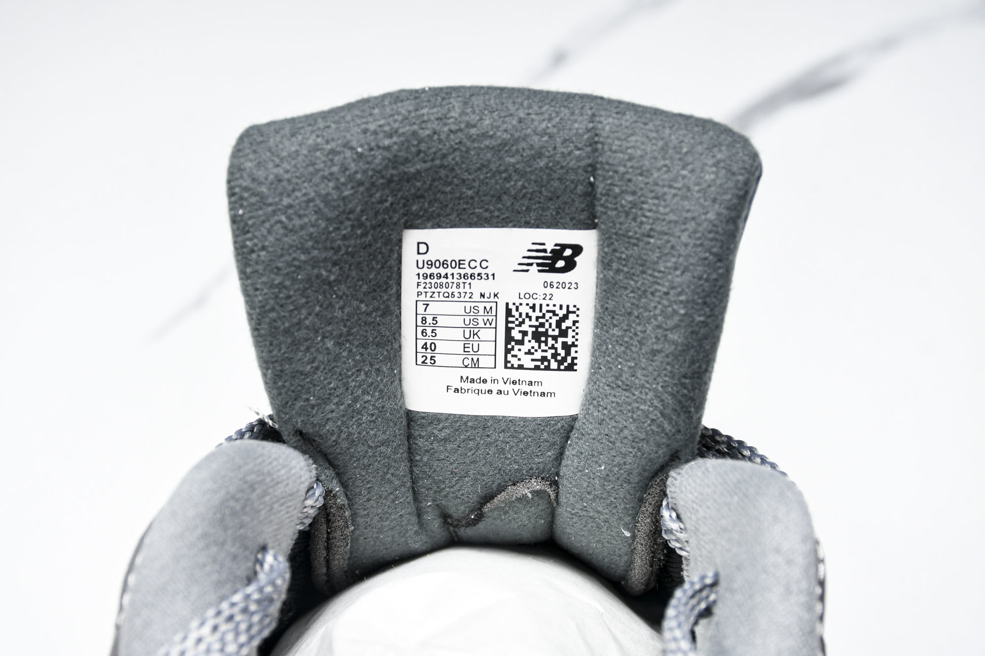 纯原 Joe Freshgoods x New Balance NB9060 复古休闲运动慢跑鞋 蓝灰色