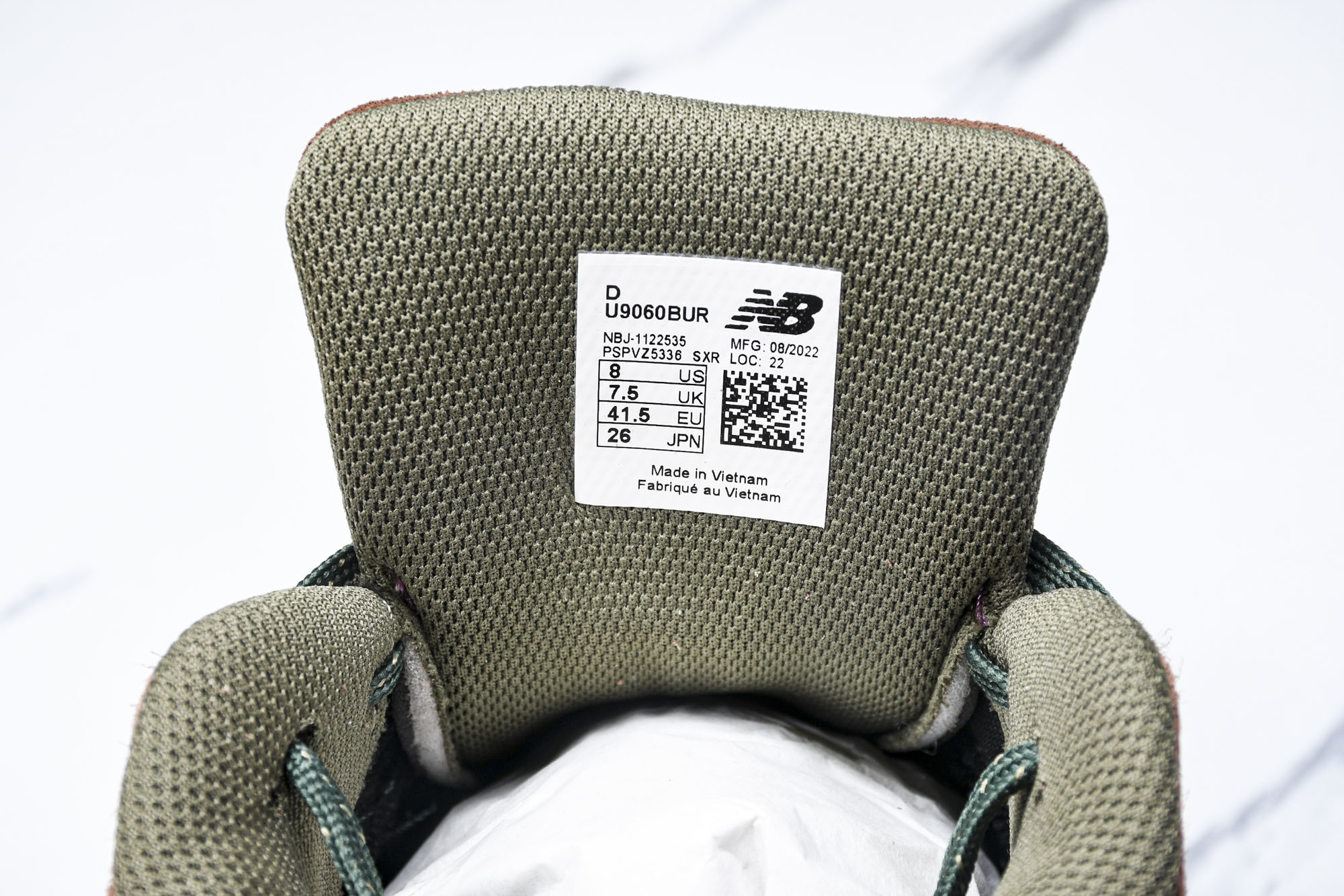纯原 Joe Freshgoods x New Balance NB9060 复古休闲运动慢跑鞋 酒红色
