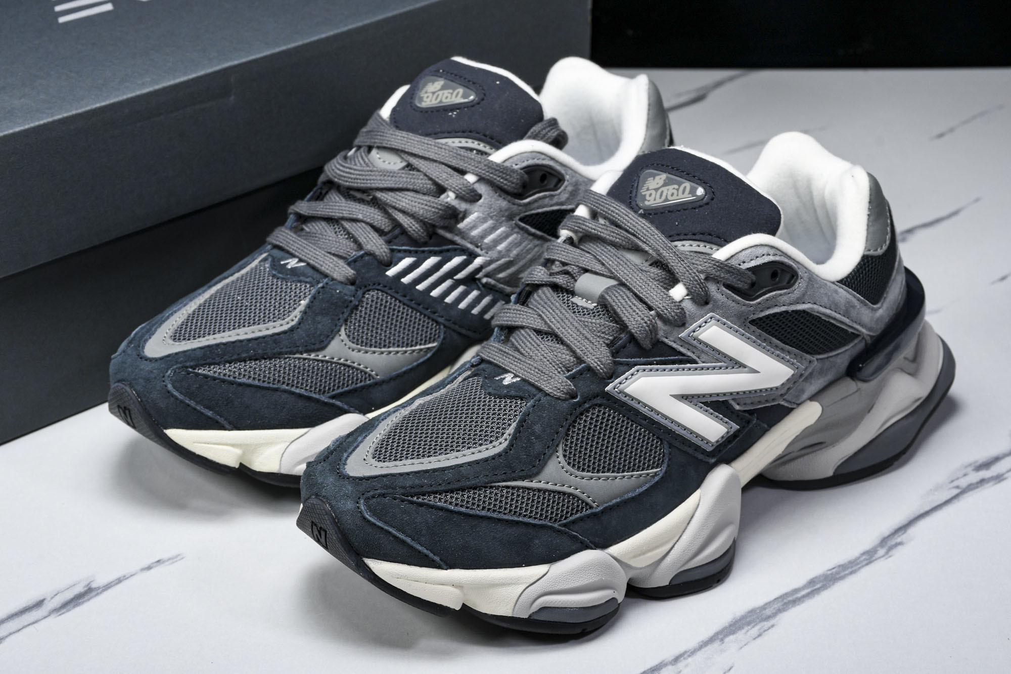 纯原 Joe Freshgoods x New Balance NB9060 复古休闲运动慢跑鞋 黑灰色