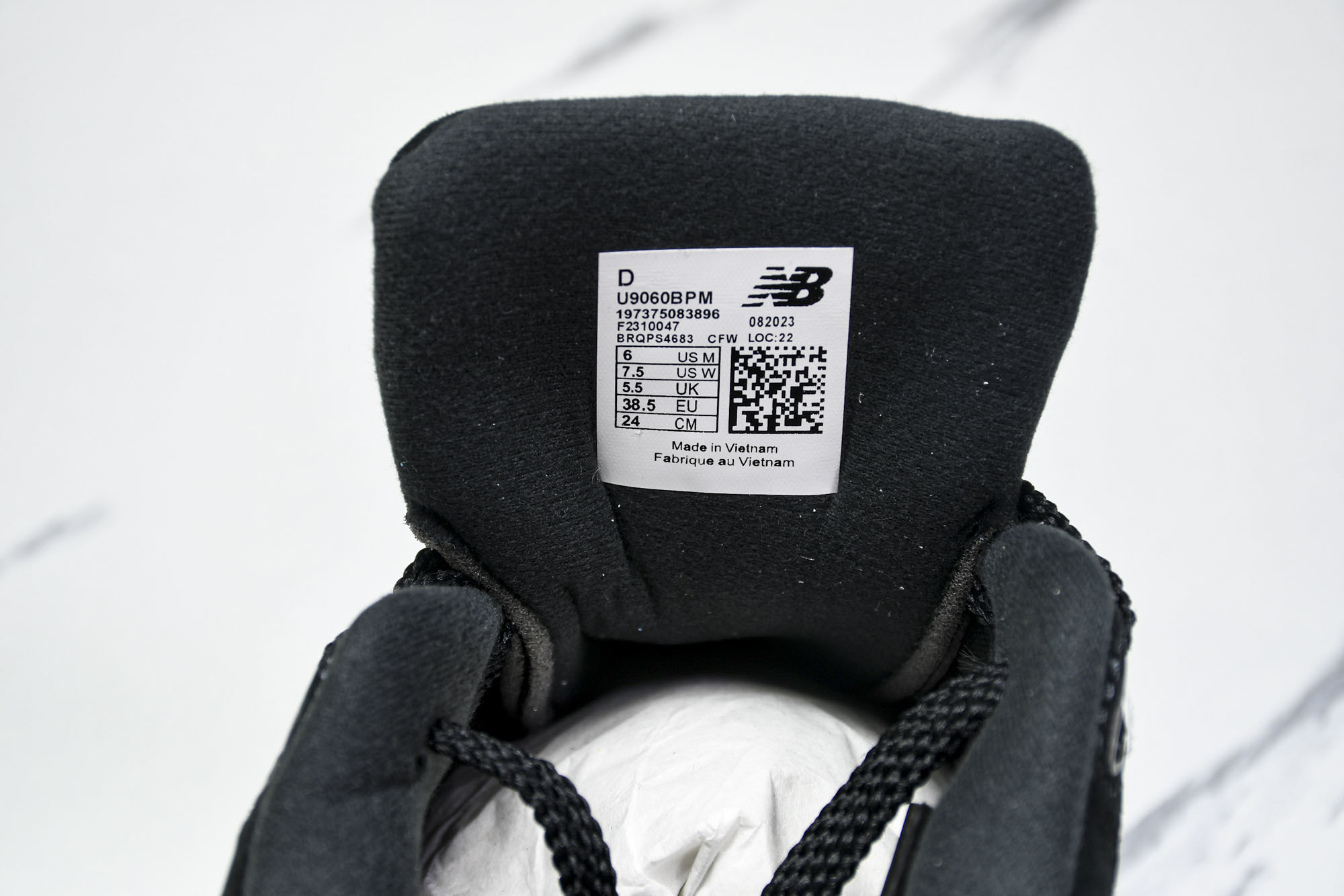 纯原 Joe Freshgoods x New Balance NB9060 复古休闲运动慢跑鞋 黑白线