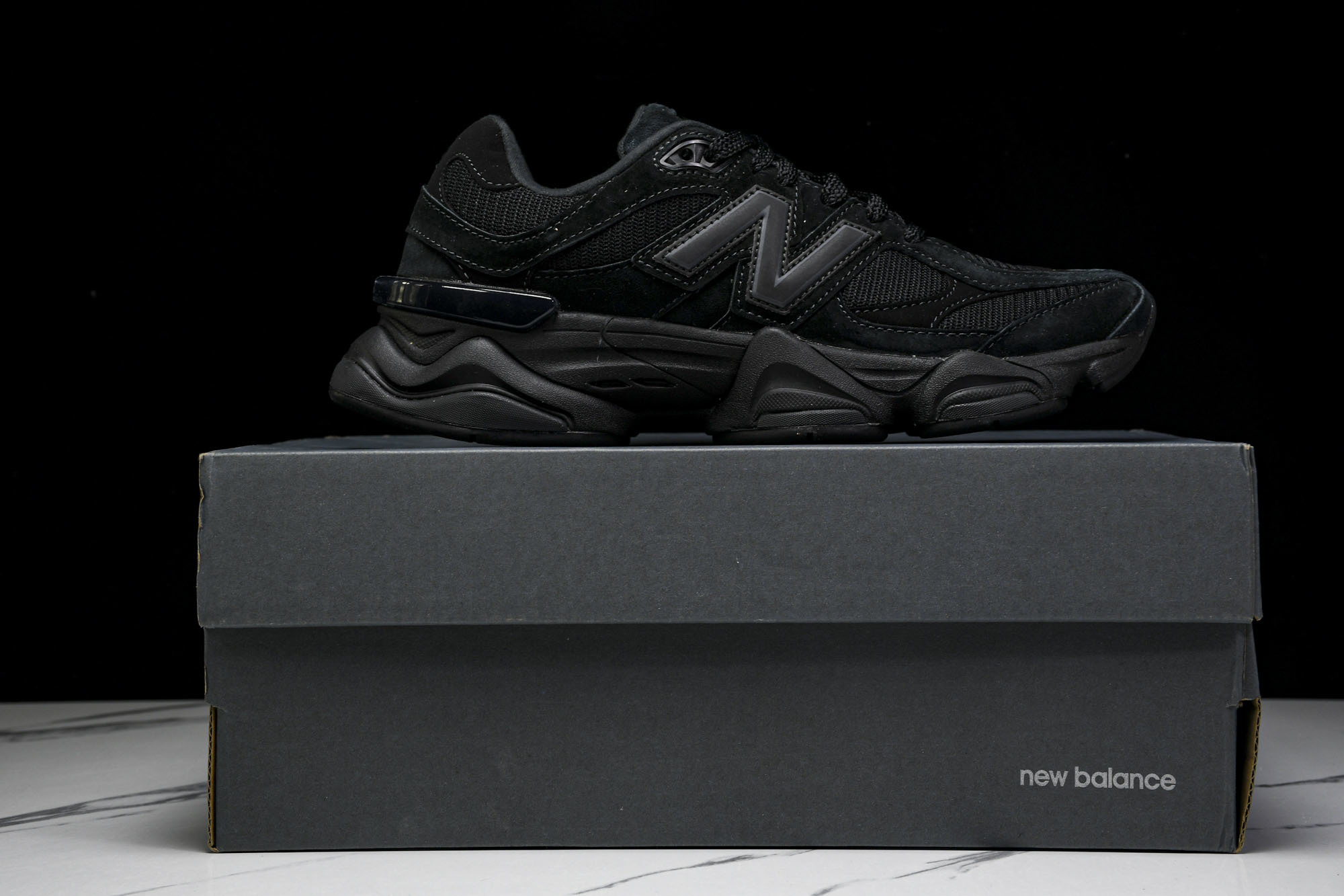 纯原 Joe Freshgoods x New Balance NB9060 复古休闲运动慢跑鞋 黑白线