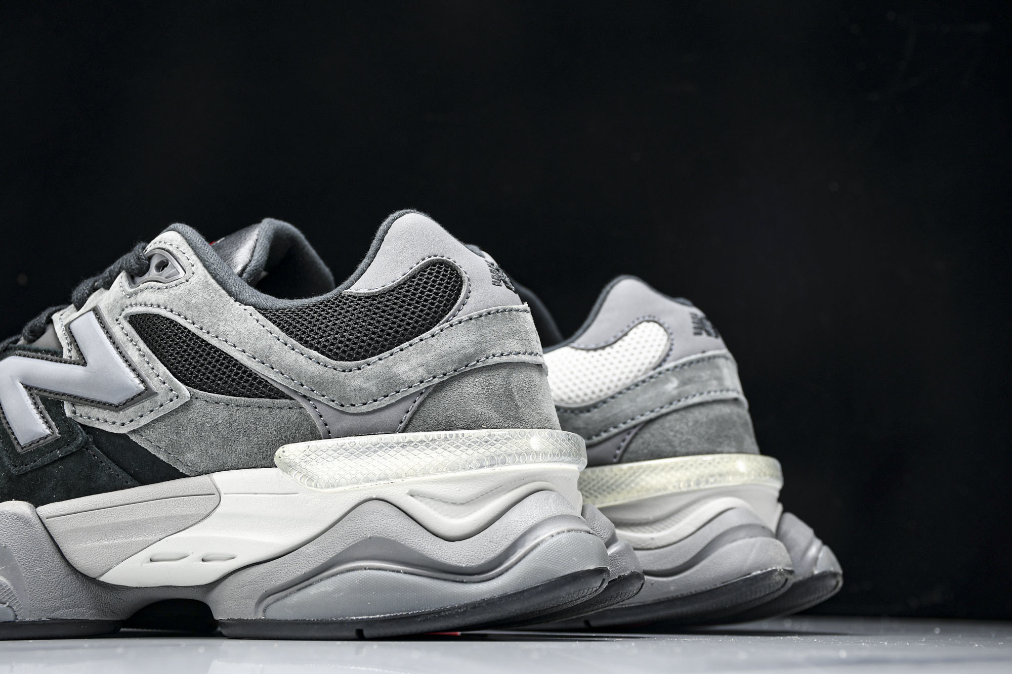 纯原 Joe Freshgoods x New Balance NB9060 复古休闲运动慢跑鞋 黑色 