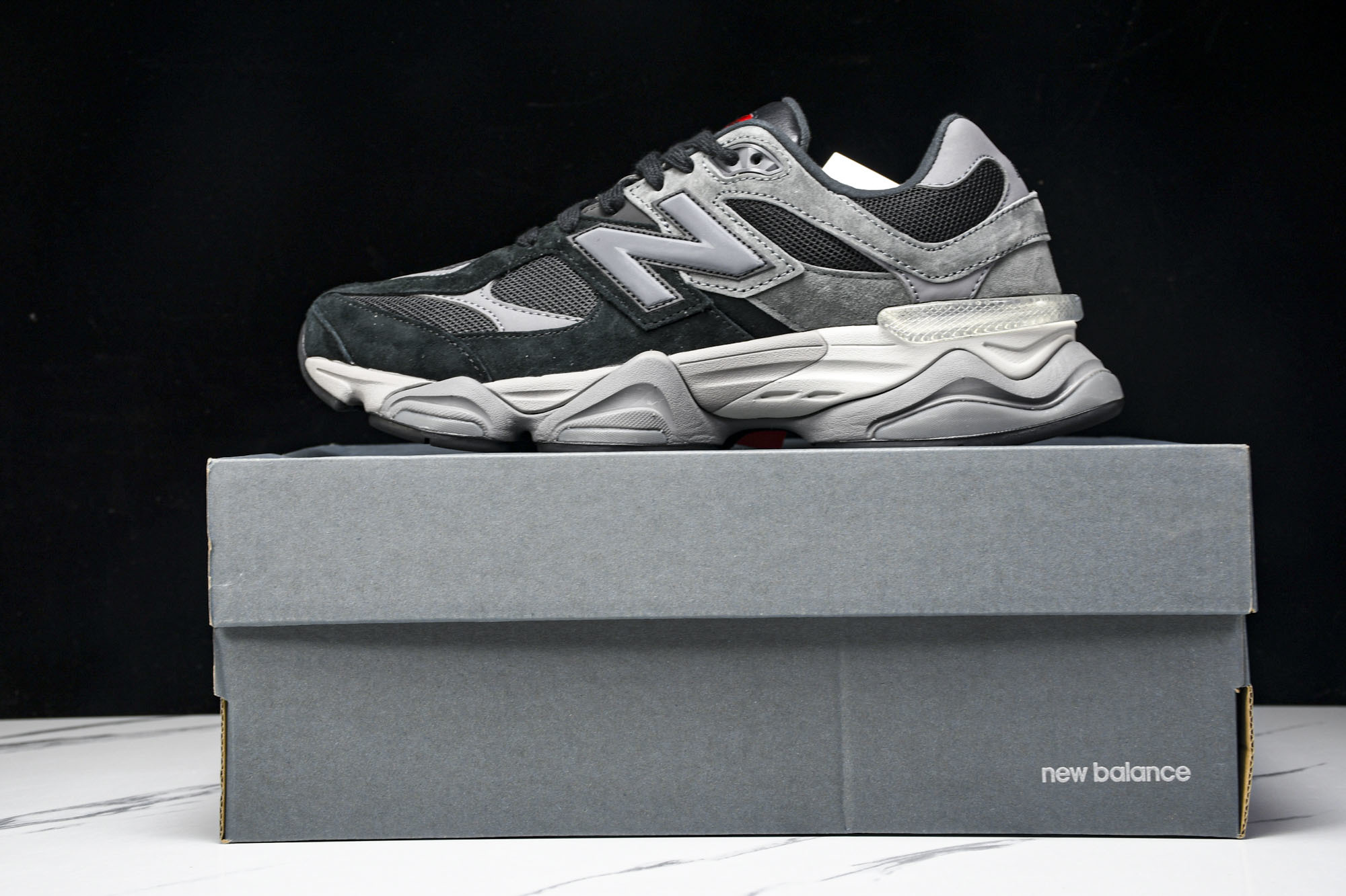 纯原 Joe Freshgoods x New Balance NB9060 复古休闲运动慢跑鞋 黑色 