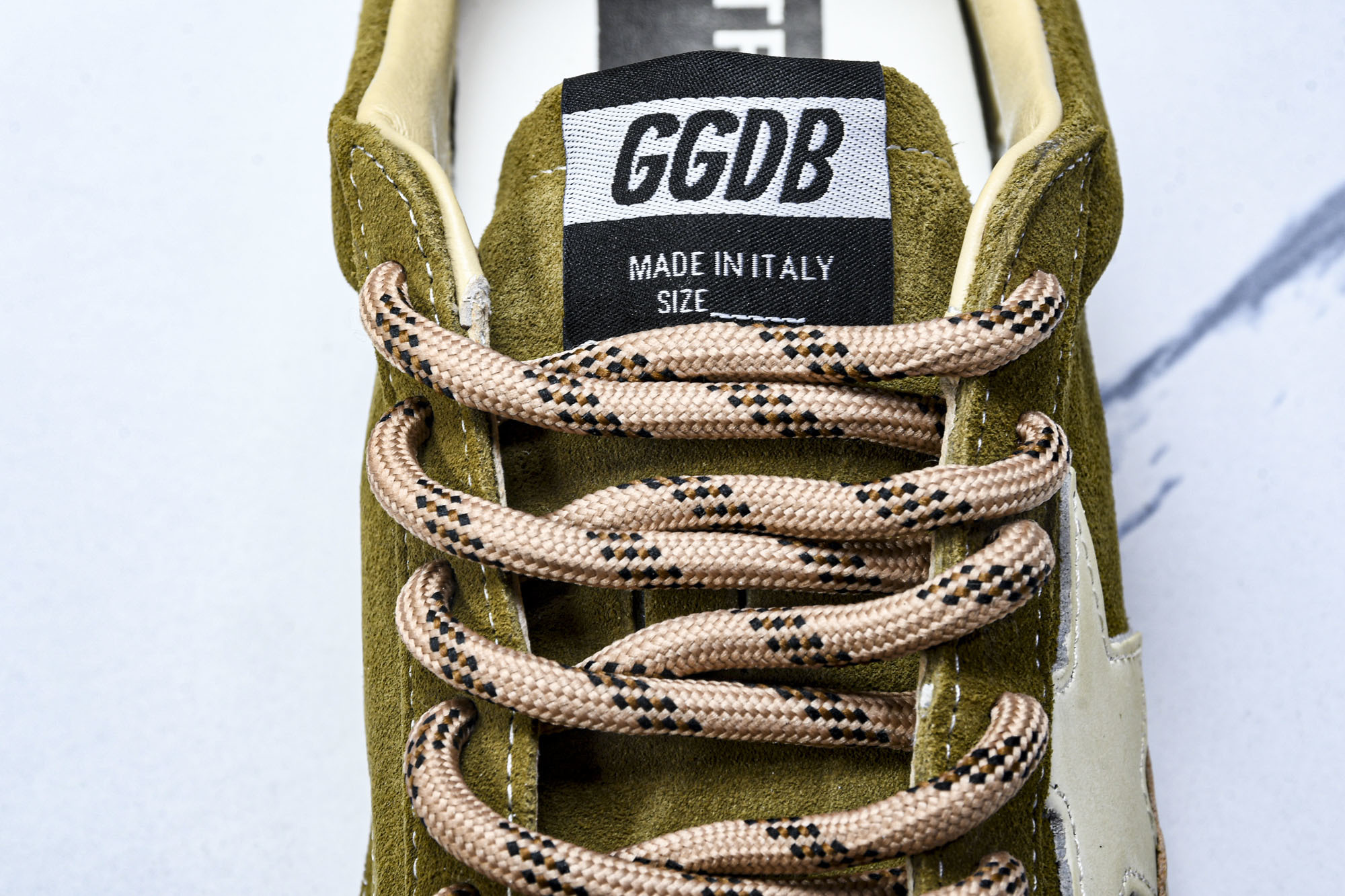 GGDB Golden Goose Super Star 系列小脏运动鞋 时尚系带平底低帮德训板鞋202