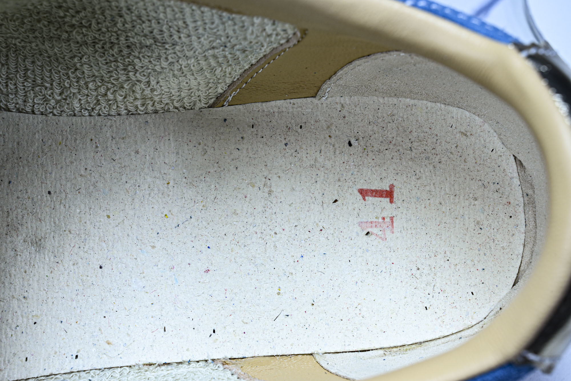 Golden Goose True Star 25s最新款 小红书爆款鞋 采用进口牛皮羊皮内里 舒适感爆